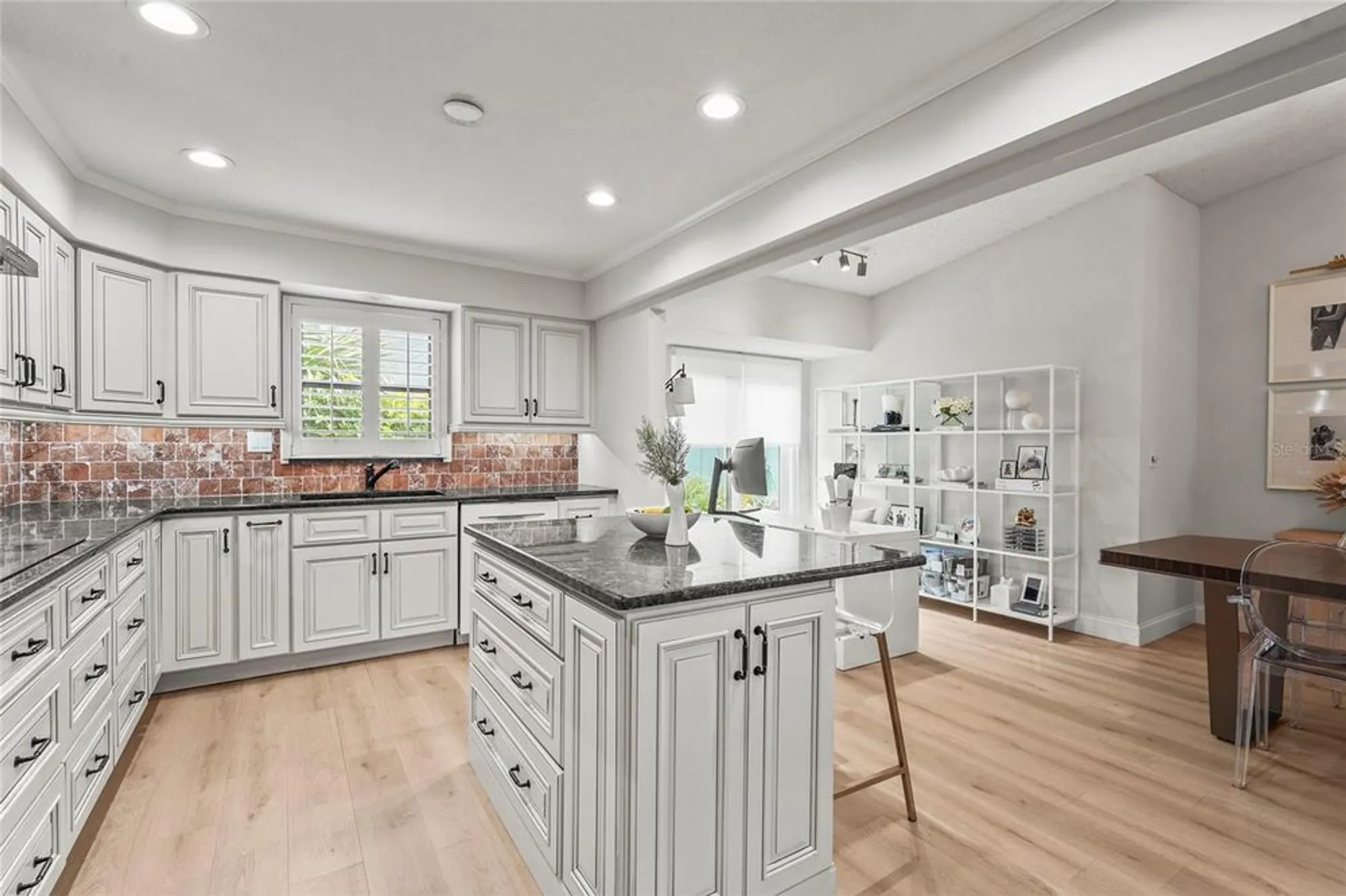 Property Slideshow image 13 of 51 | 7845 pine trace dr, Sarasota, FL, 34243