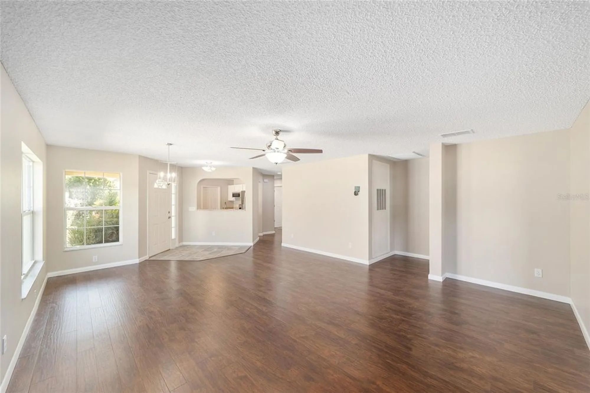 Property Slideshow image 9 of 34 | 9481 sw 93rd loop, Ocala, FL, 34481