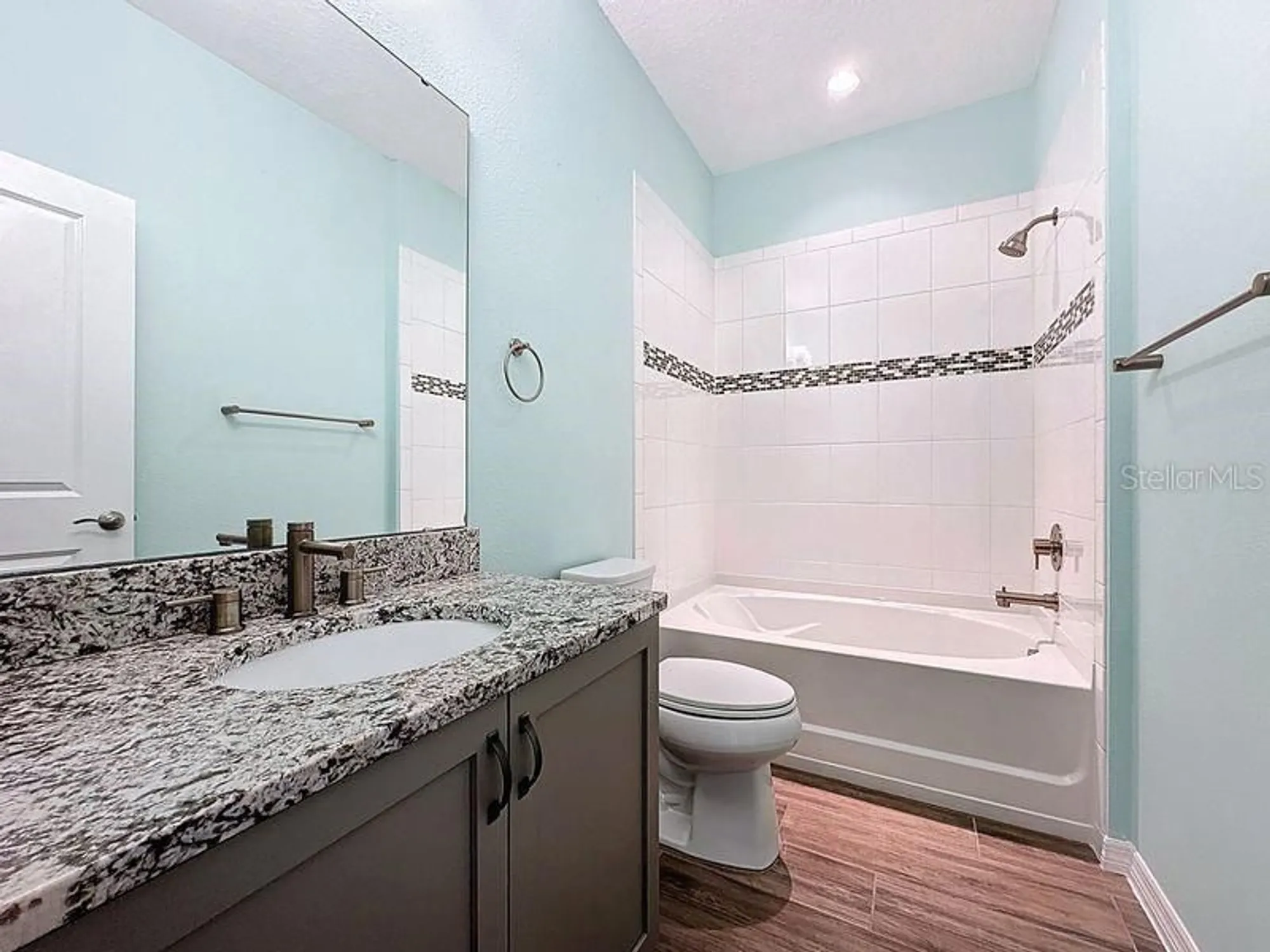Property Slideshow image 16 of 40 | 537 narrow view ln, Groveland, FL, 34736