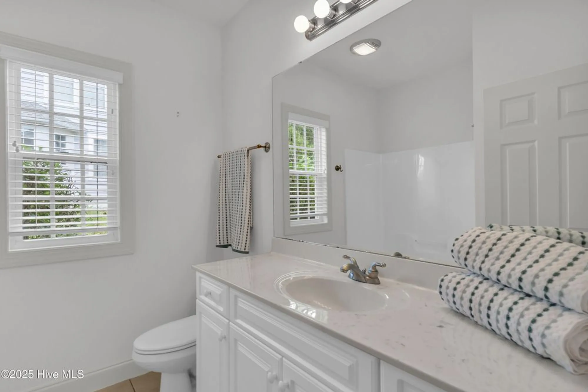 Property Slideshow image 29 of 74 | 2904 legends dr, Southport, NC, 28461