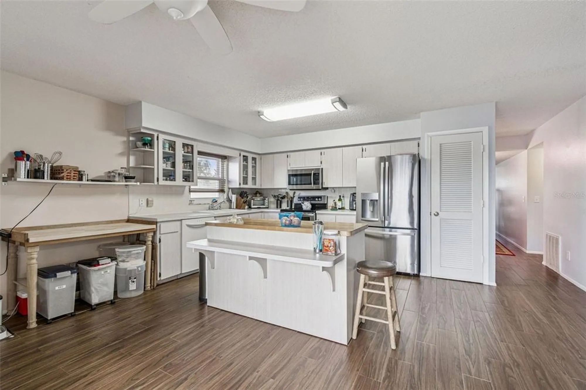 Property Slideshow image 20 of 100 | 2221 norwegian dr 41, Clearwater, FL, 33763