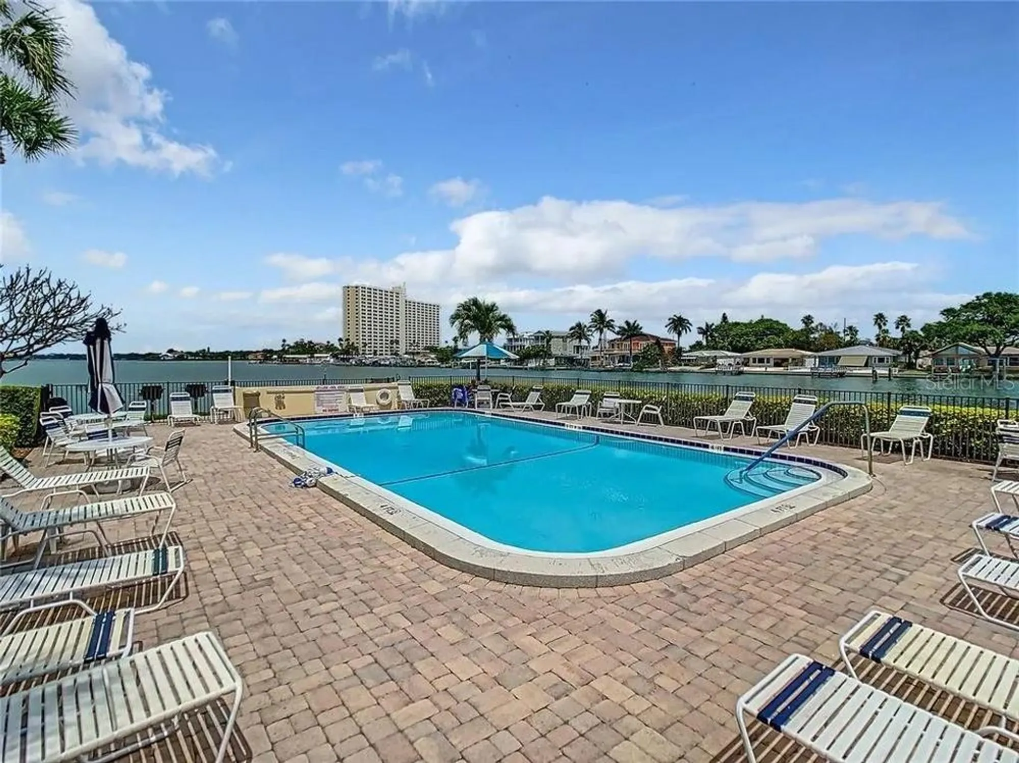 Property Slideshow image 16 of 17 | 7560 bay island dr 348, South Pasadena, FL, 33707