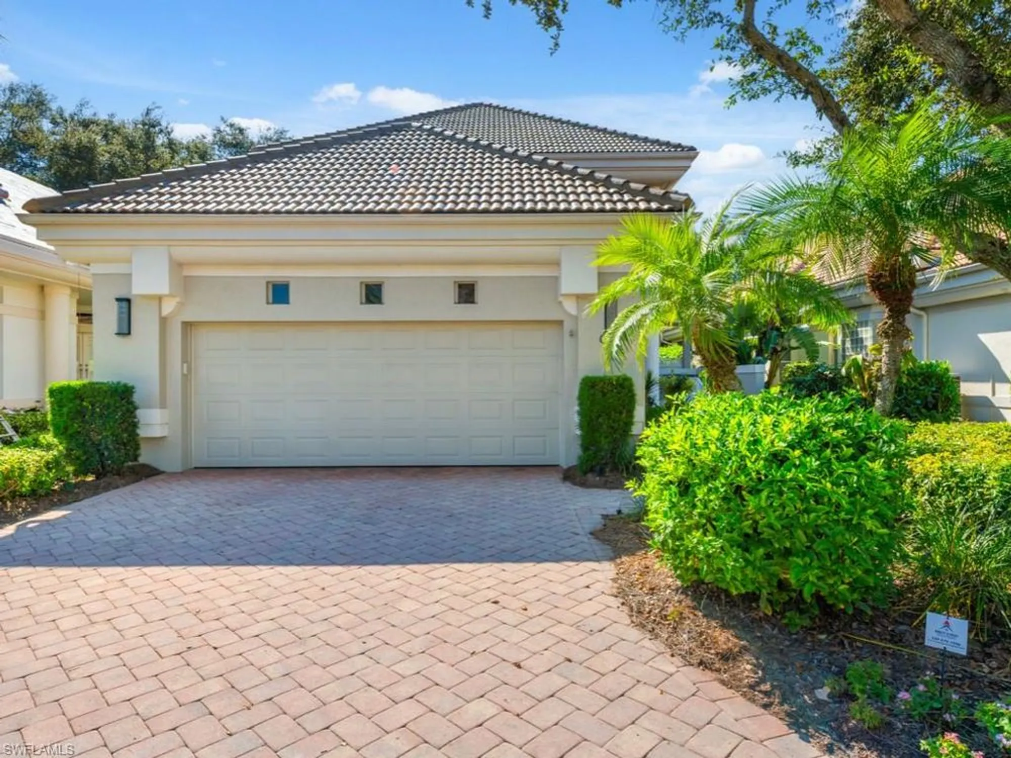 Property Slideshow image 24 of 45 | 3356 montara dr, Bonita Springs, FL, 34134