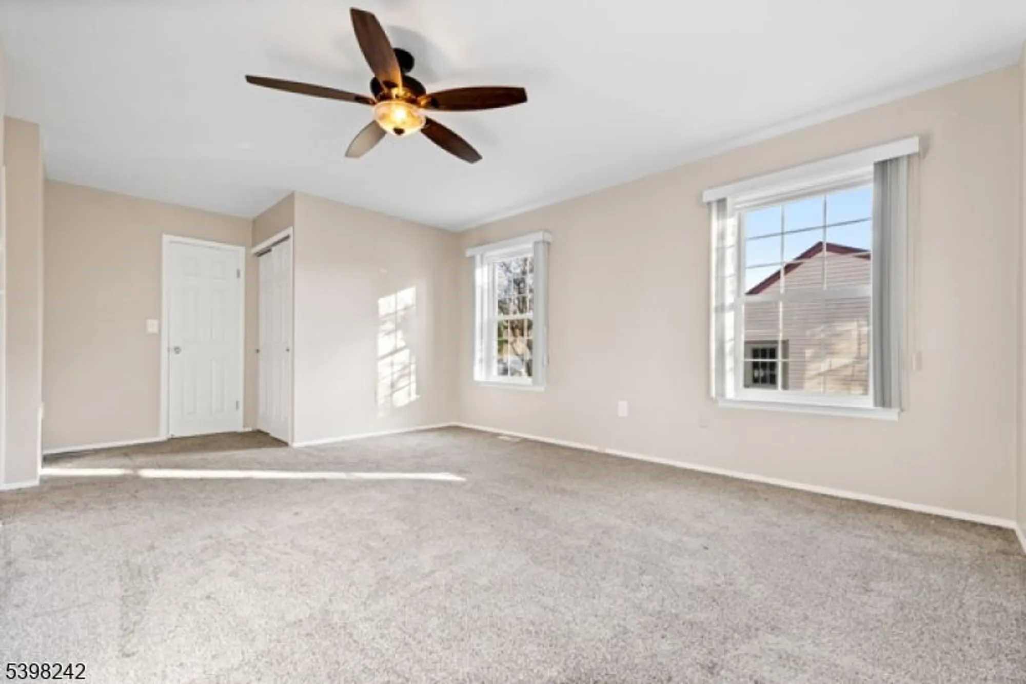 Property Slideshow image 23 of 32 | 18 benjamin franklin dr, Monroe Twp., NJ, 08831