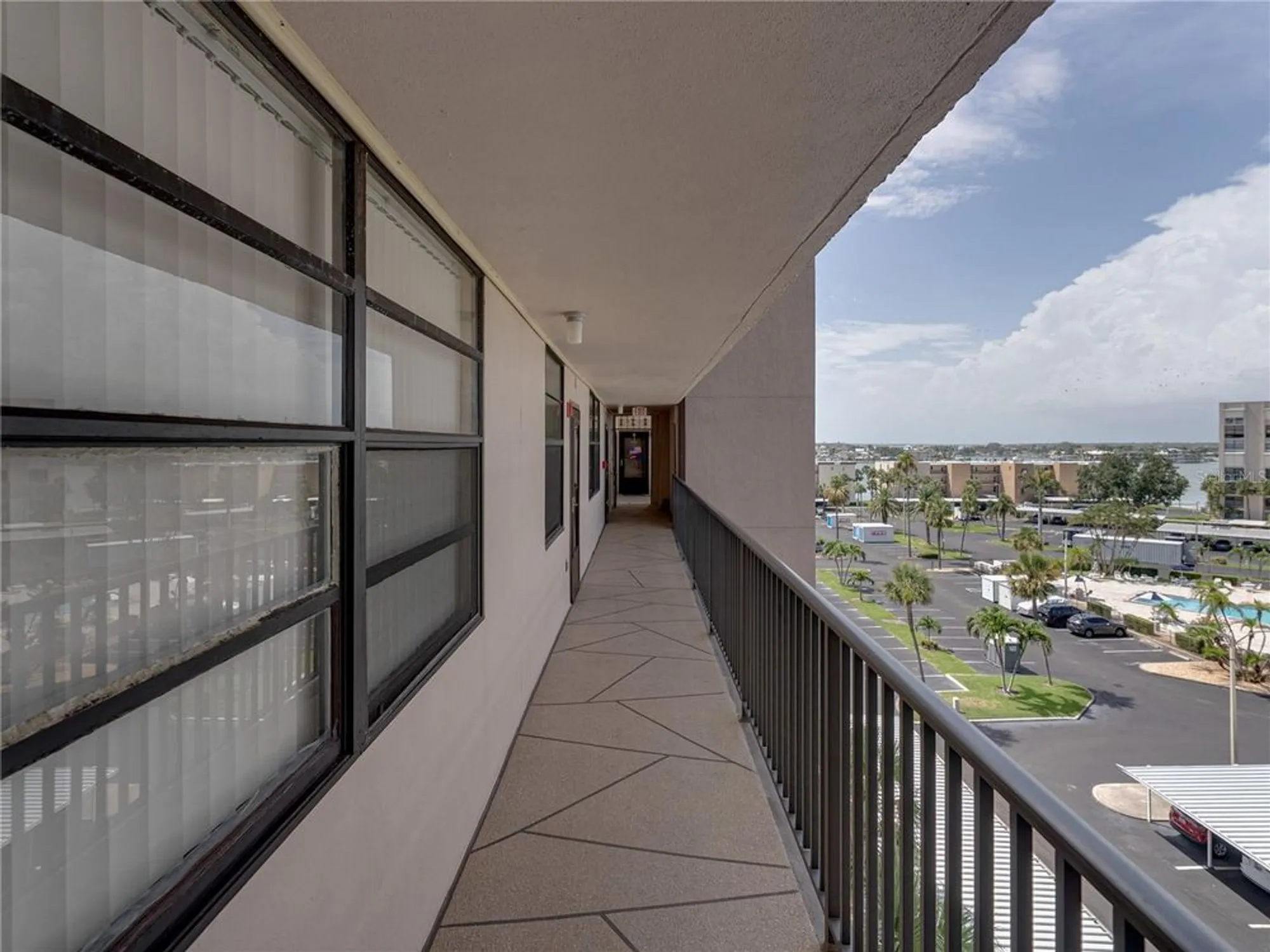 Property Slideshow image 4 of 40 | 7600 sun island dr 603, South Pasadena, FL, 33707