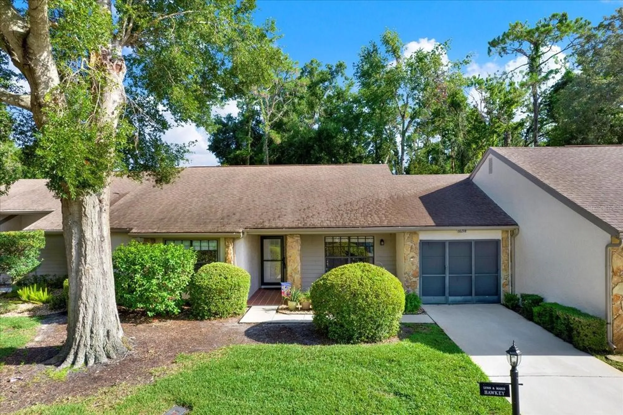 Property Slideshow image 19 of 27 | 6654 brambleleaf dr, Spring Hill, FL, 34606