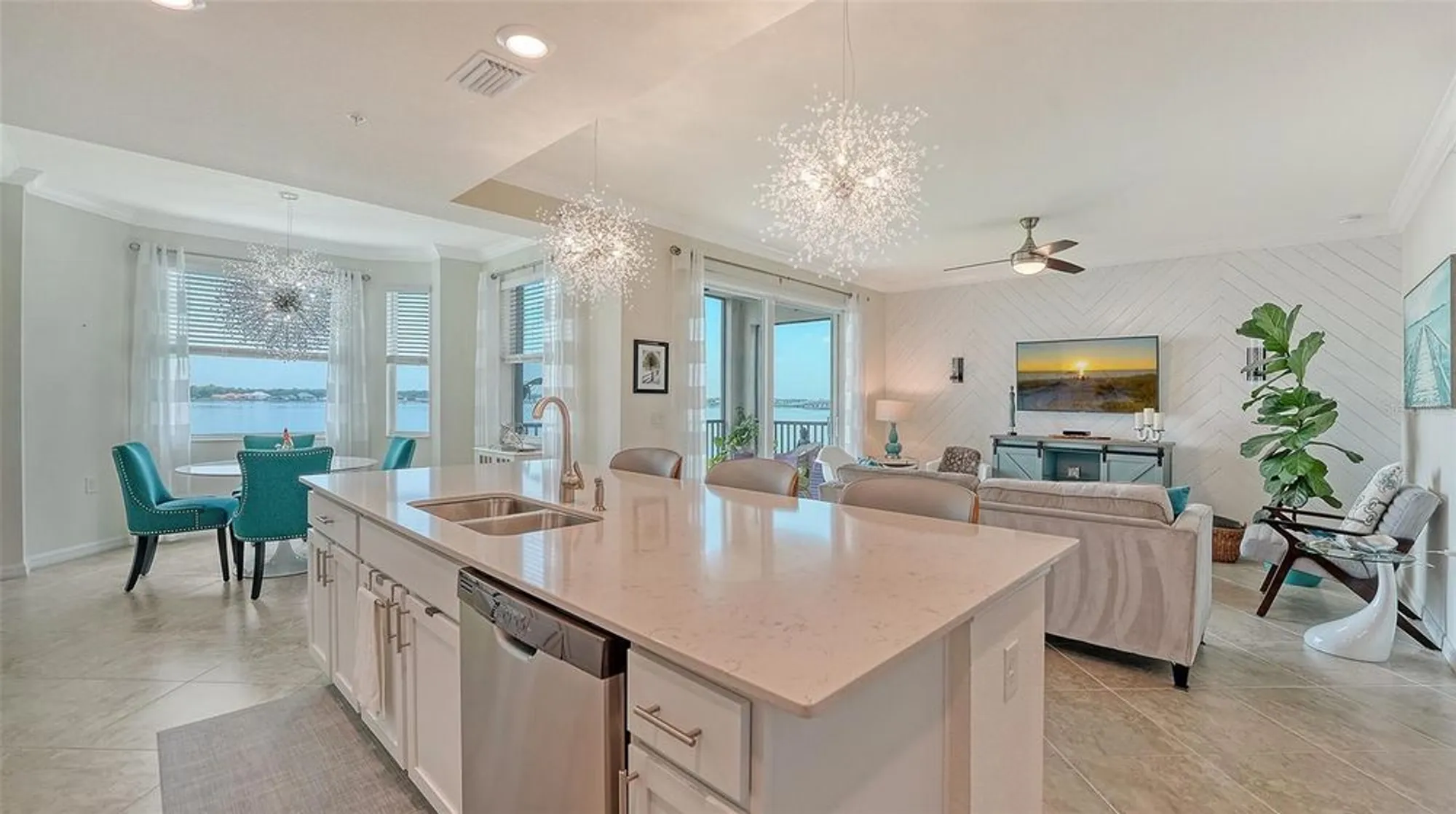 Property Slideshow image 21 of 75 | 1010 tidewater shores loop 307, Bradenton, FL, 34208