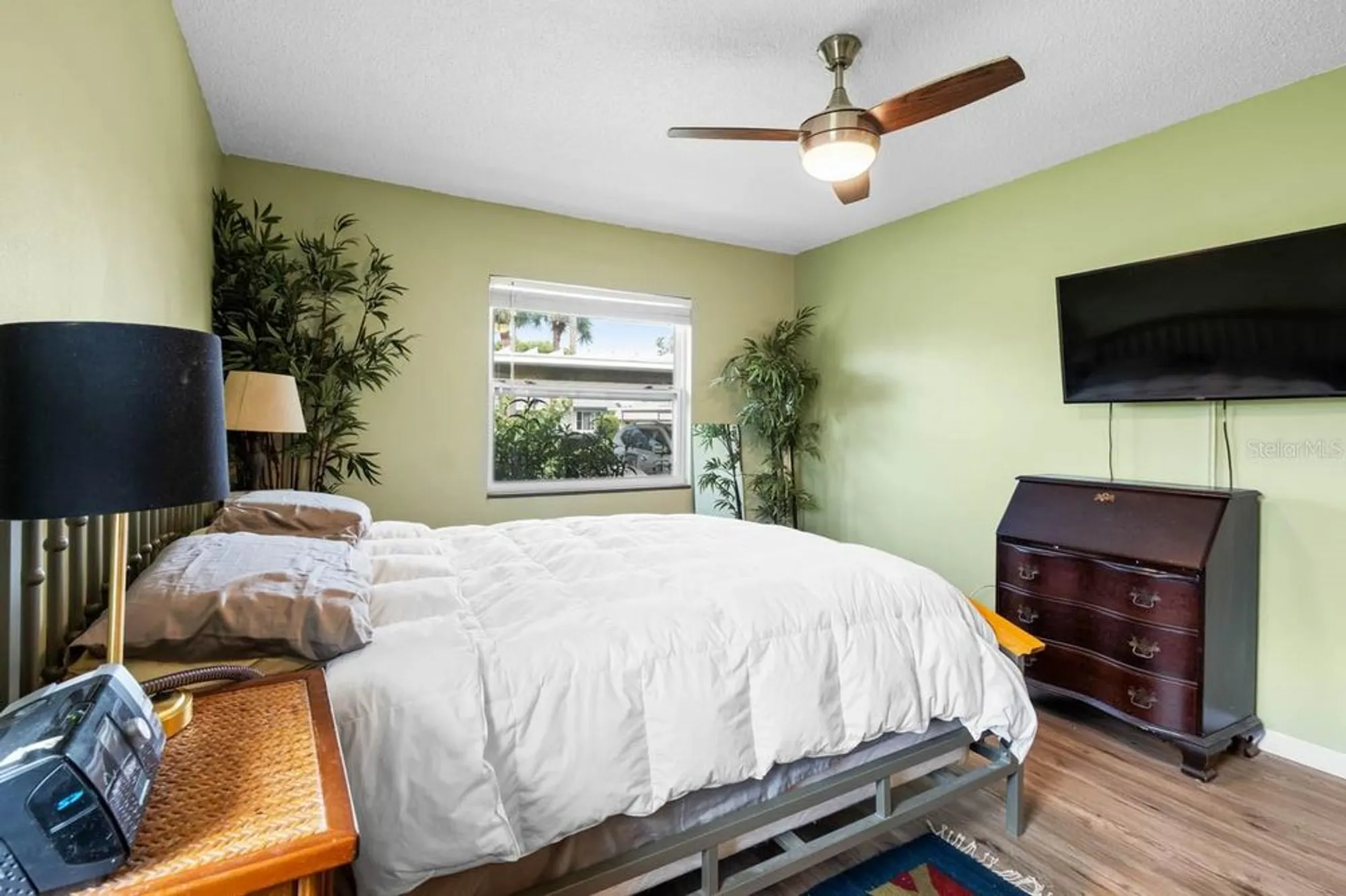 Property Slideshow image 17 of 34 | 403 fulham ct b, Sun City Center, FL, 33573