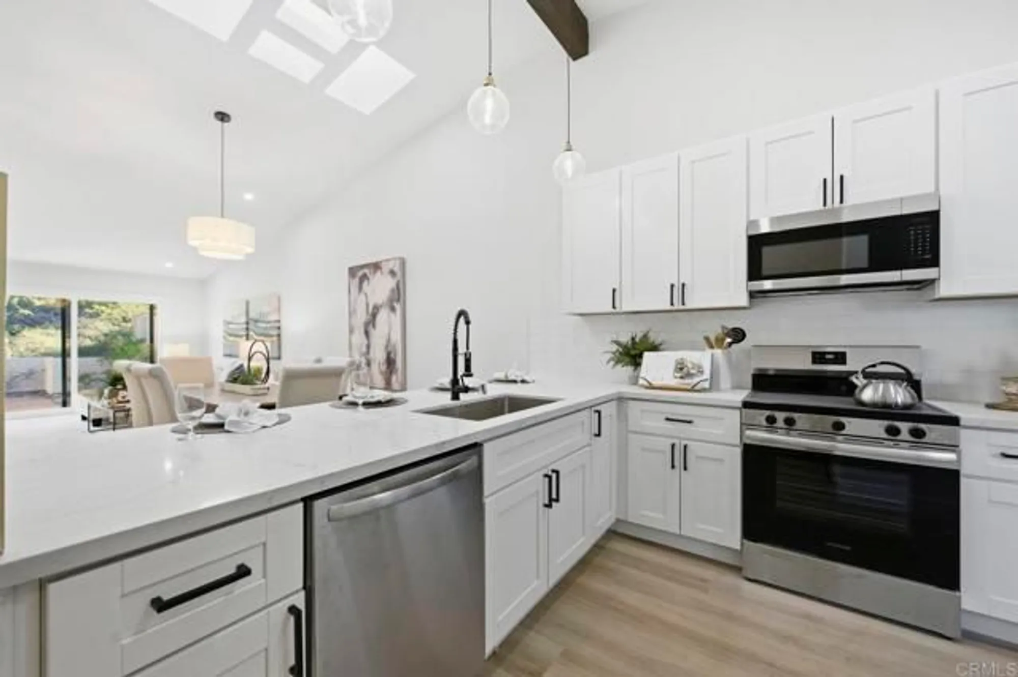 Property Slideshow image 20 of 55 | 18023 avenida alozdra, San Diego, CA, 92128