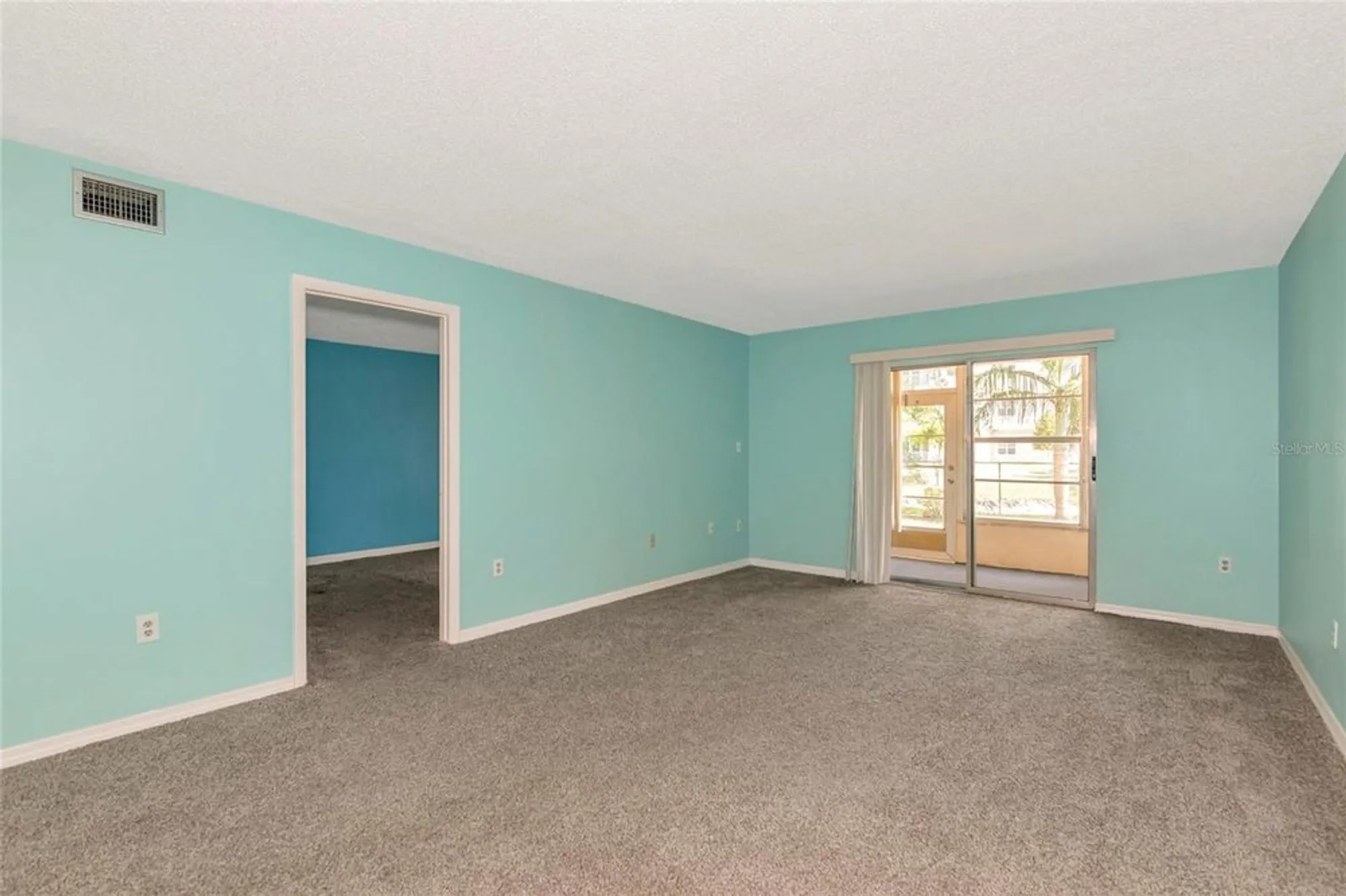 Property Slideshow image 12 of 44 | 3072 lake bayshore dr o- 119, Bradenton, FL, 34205