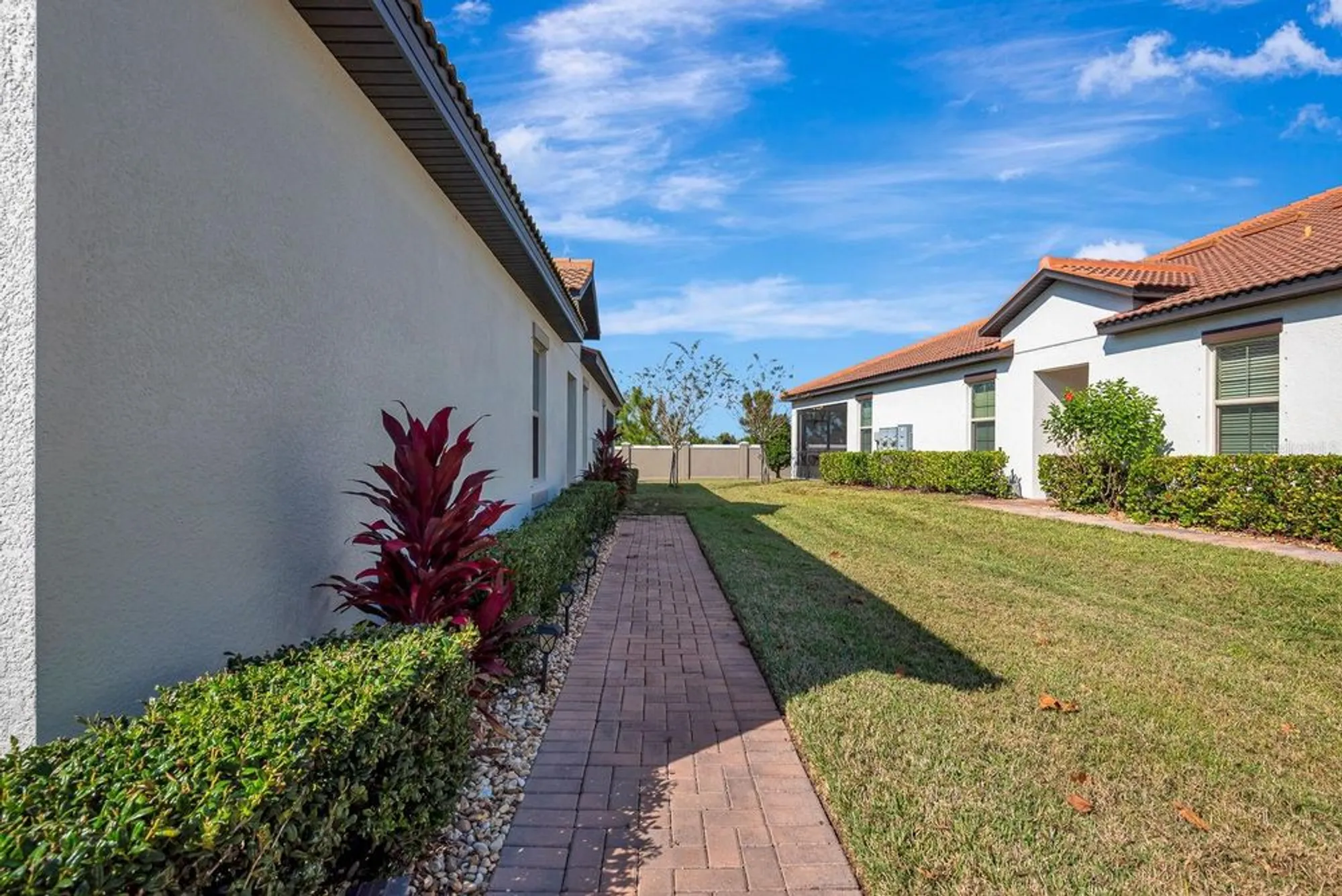 Property Slideshow image 8 of 60 | 17003 clear cork dr, Wimauma, FL, 33598