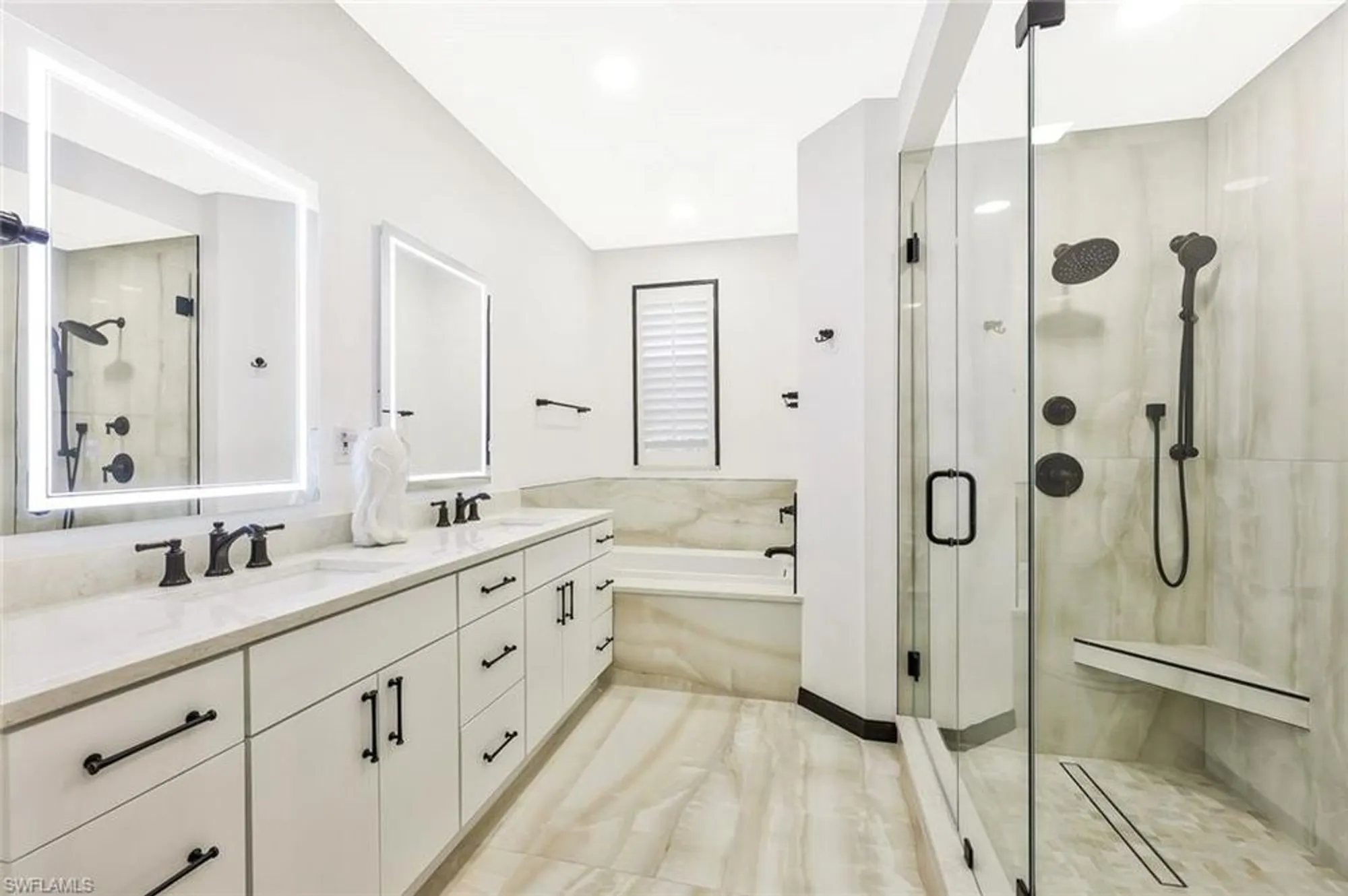 Property Slideshow image 15 of 22 | 4701 montego pointe way 201, Bonita Springs, FL, 34134