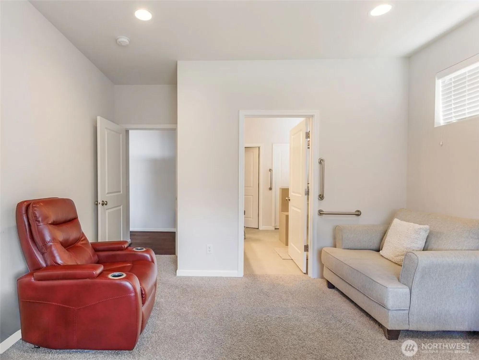 Property Slideshow image 11 of 23 | 3311 colville st, Lacey, WA, 98513