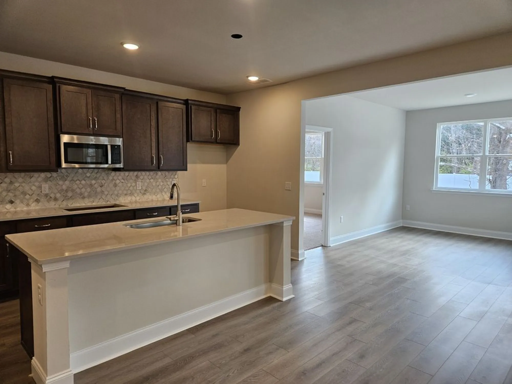 Property Slideshow image 18 of 38 | 336 stonehaus cir, Antioch, TN, 37013