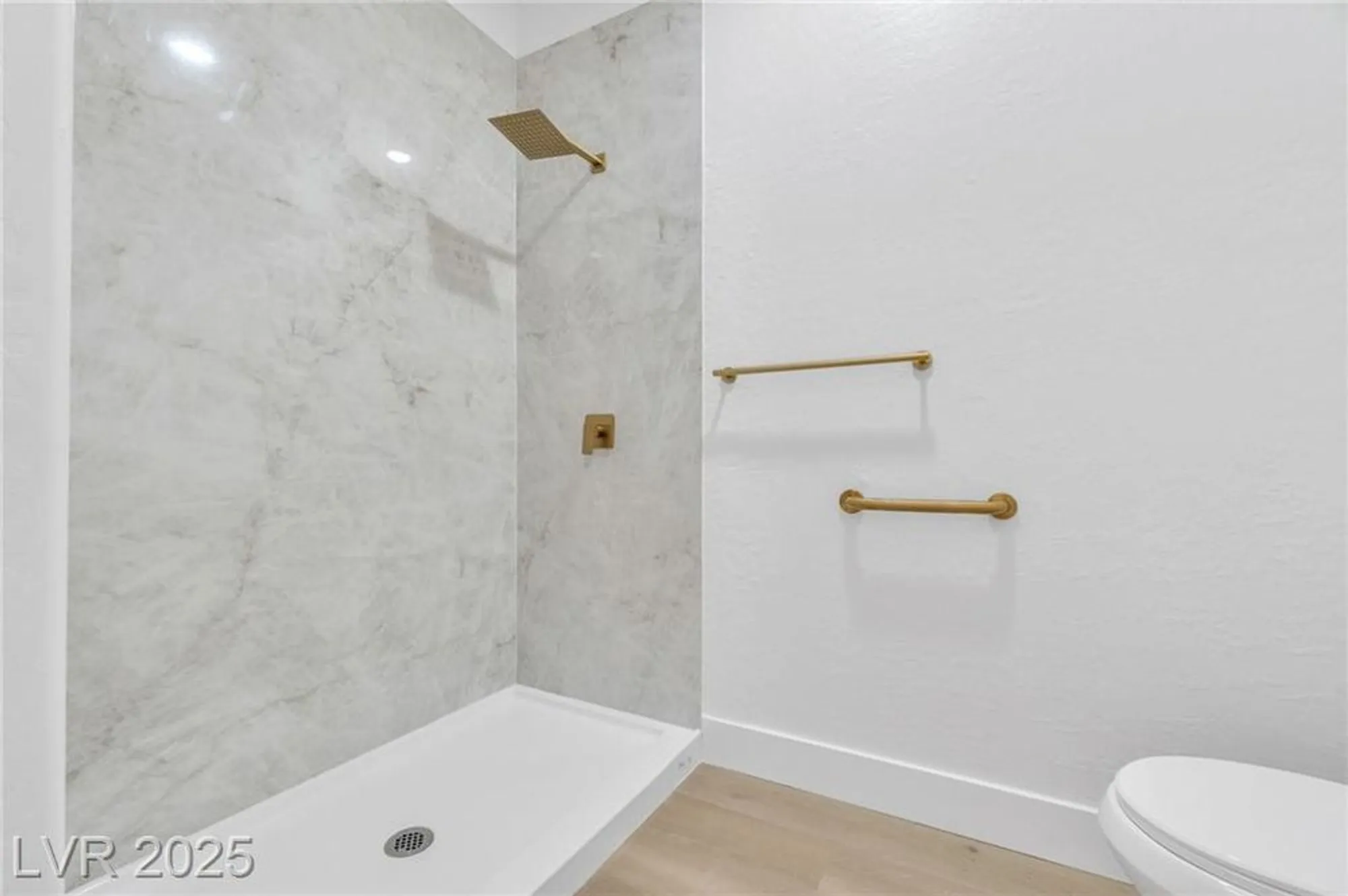Property Slideshow image 17 of 32 | 3508 kittiwake rd, North Las Vegas, NV, 89084