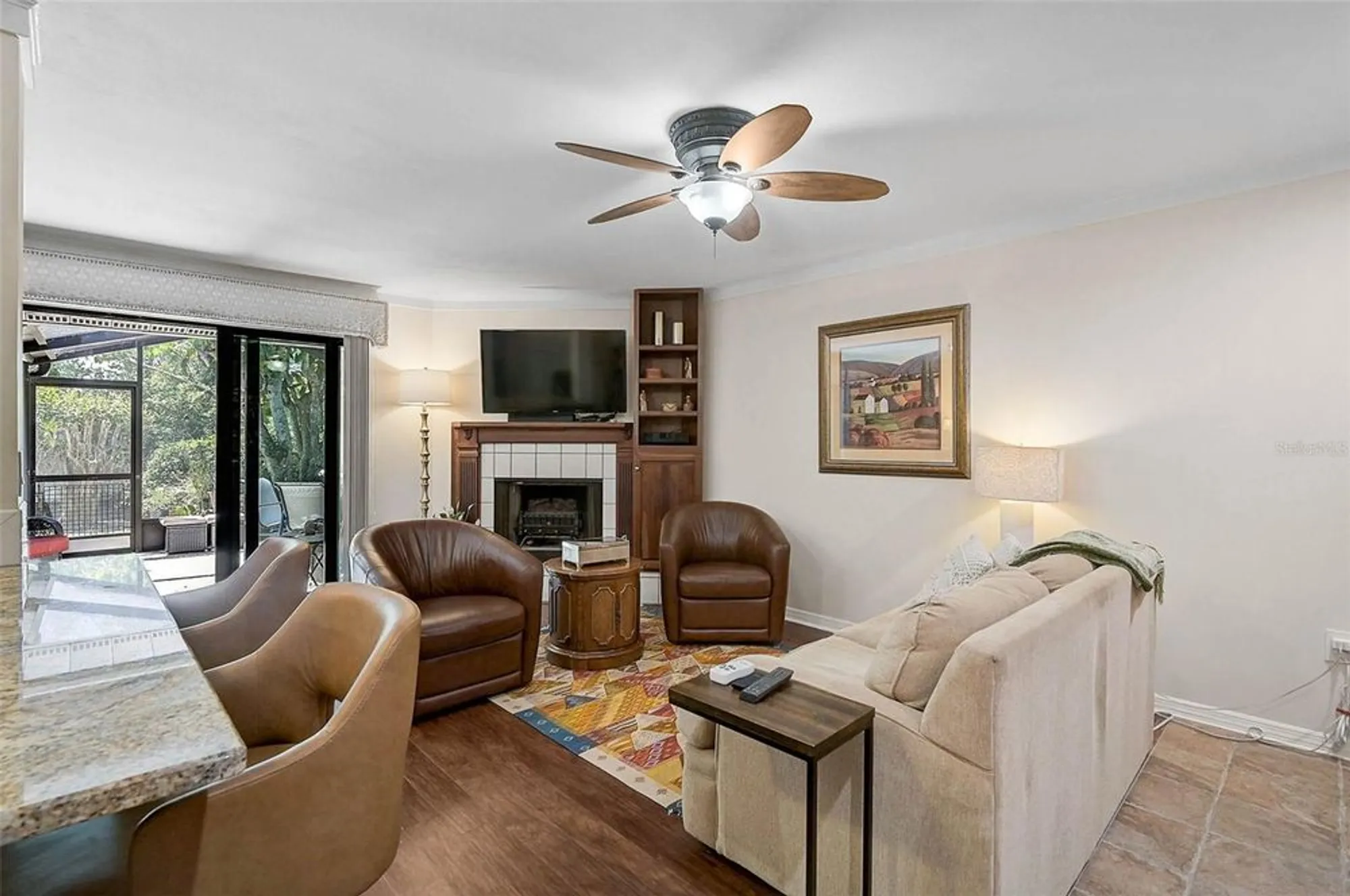 Property Slideshow image 35 of 61 | 3890 wilshire cir 27, Sarasota, FL, 34238