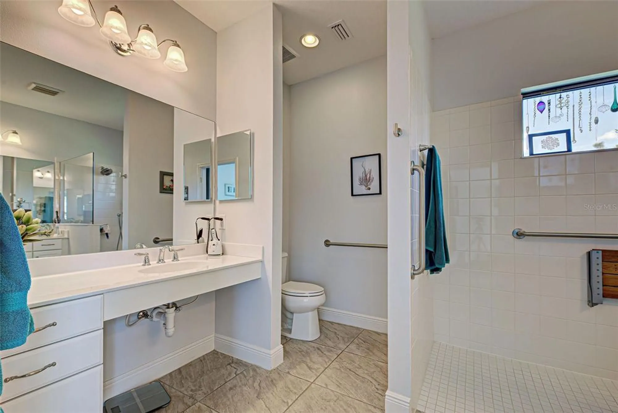 Property Slideshow image 25 of 55 | 26724 weiskopf dr, Englewood, FL, 34223