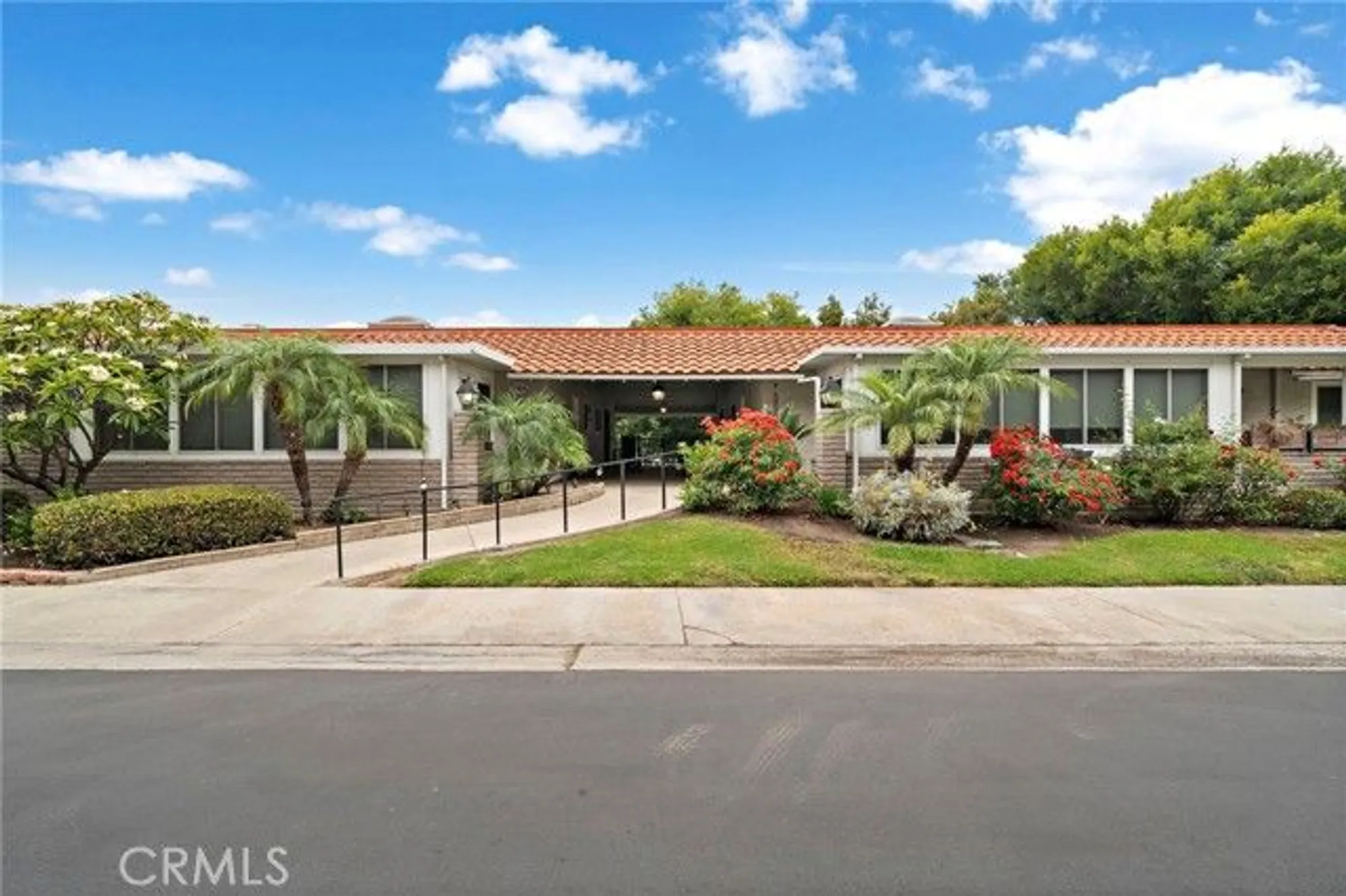 Property Slideshow image 2 of 45 | 3304 via carrizo o, Laguna Woods, CA, 92637