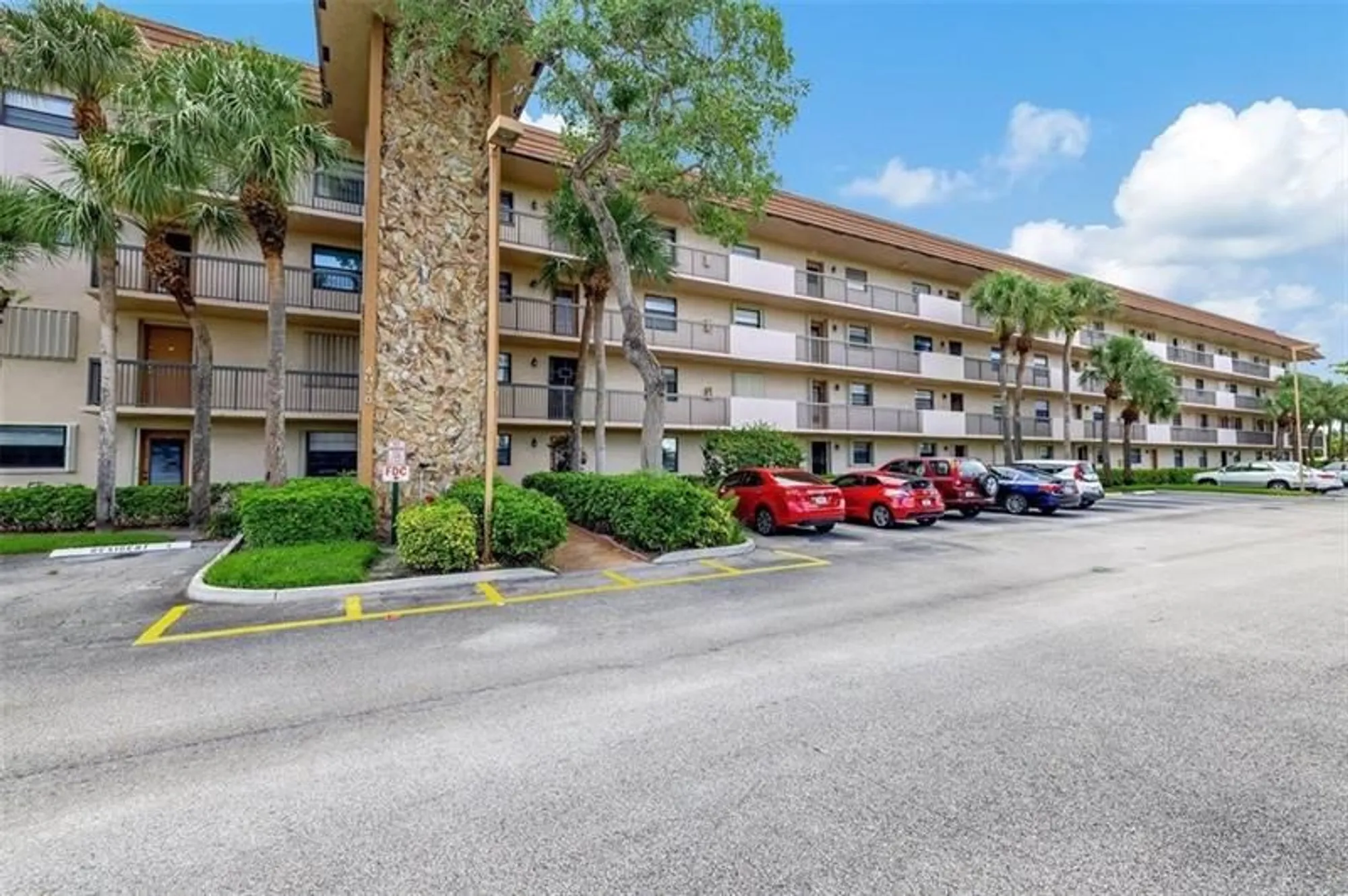 Property Slideshow image 19 of 19 | 4930 e sabal palm blvd 409, Tamarac, FL, 33319