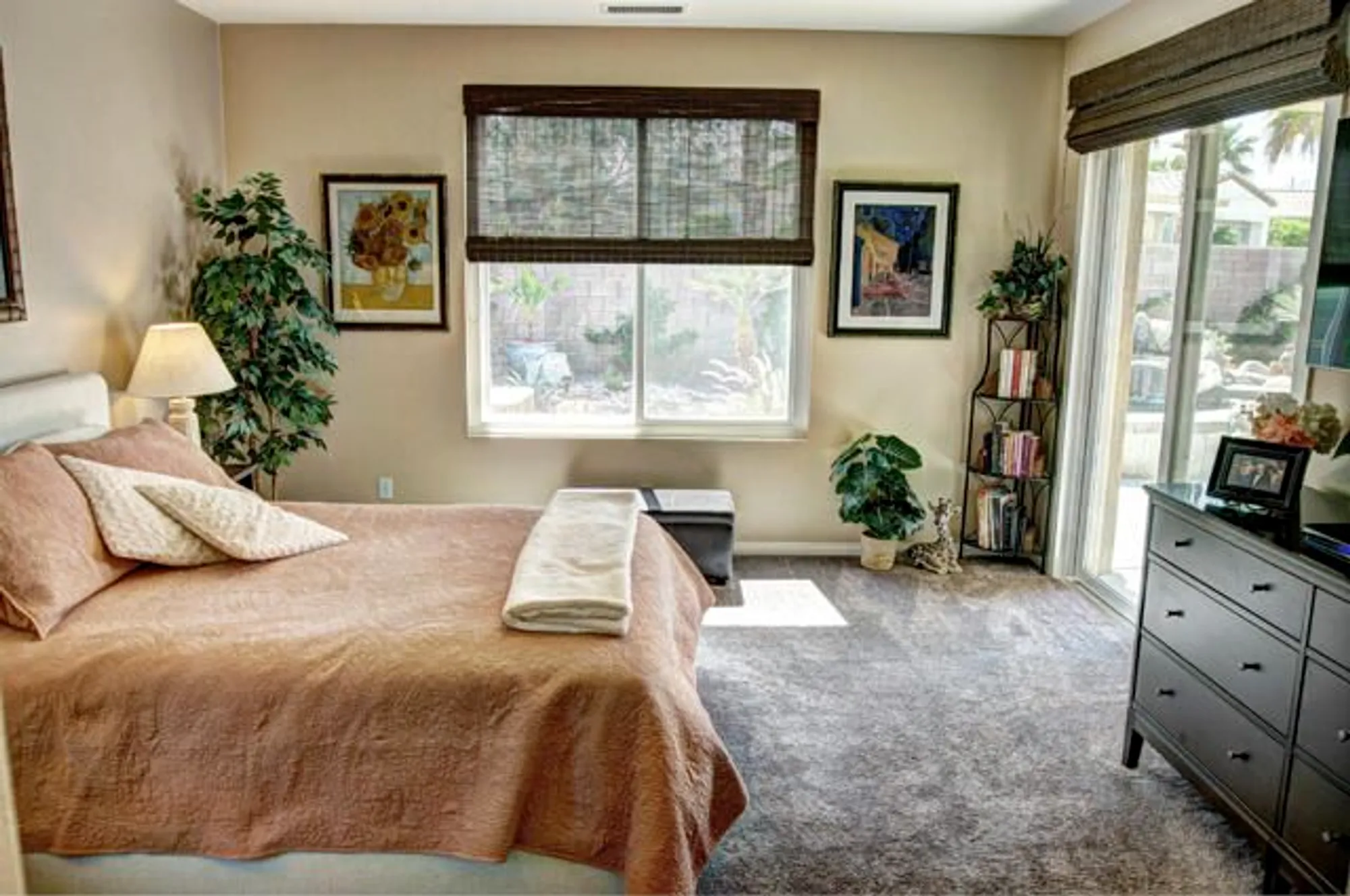 Property Slideshow image 19 of 29 | 81631 prism dr, La Quinta, CA, 92253