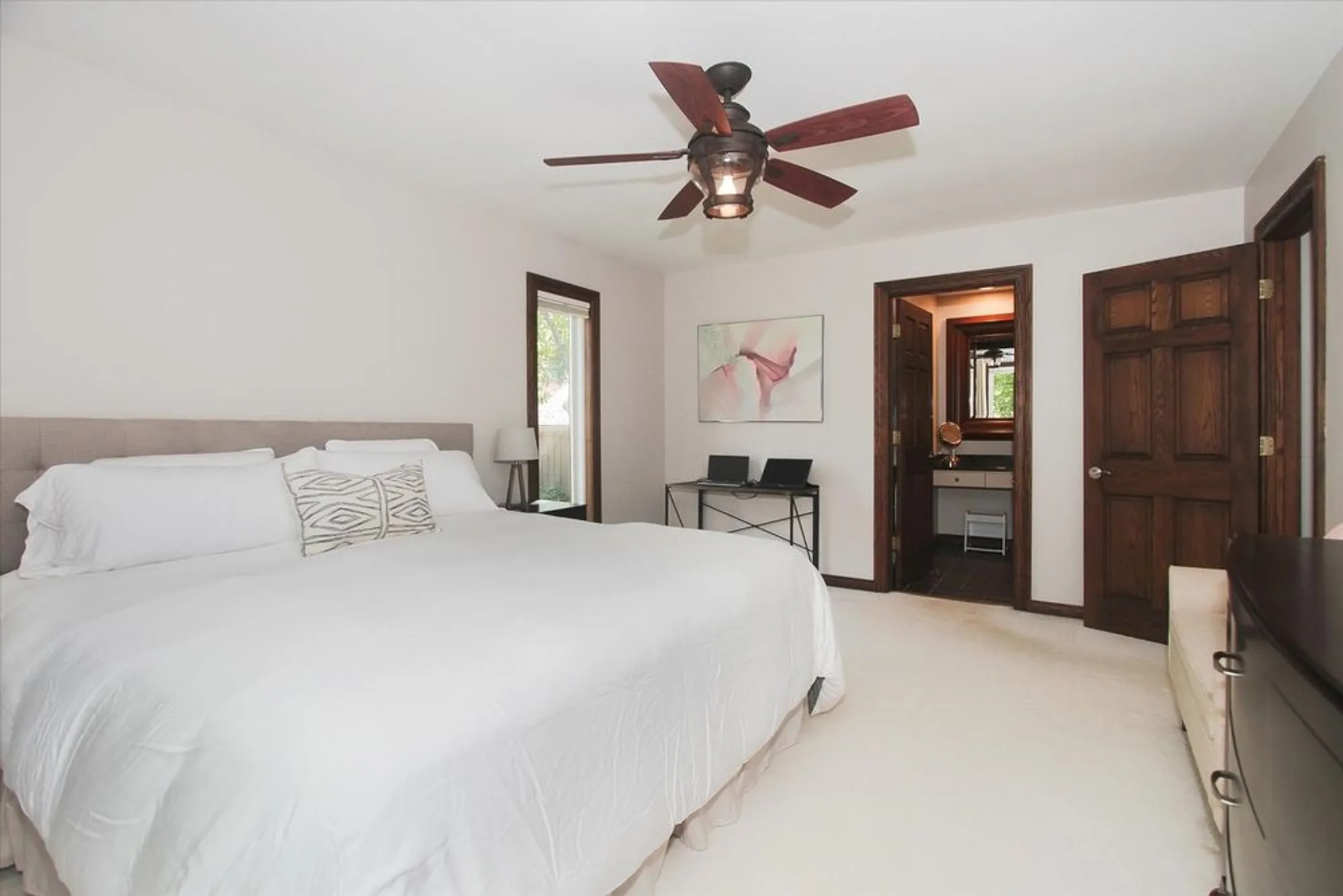 Property Slideshow image 16 of 34 | 716 old barn rd apt b b, Lake Barrington, IL, 60010