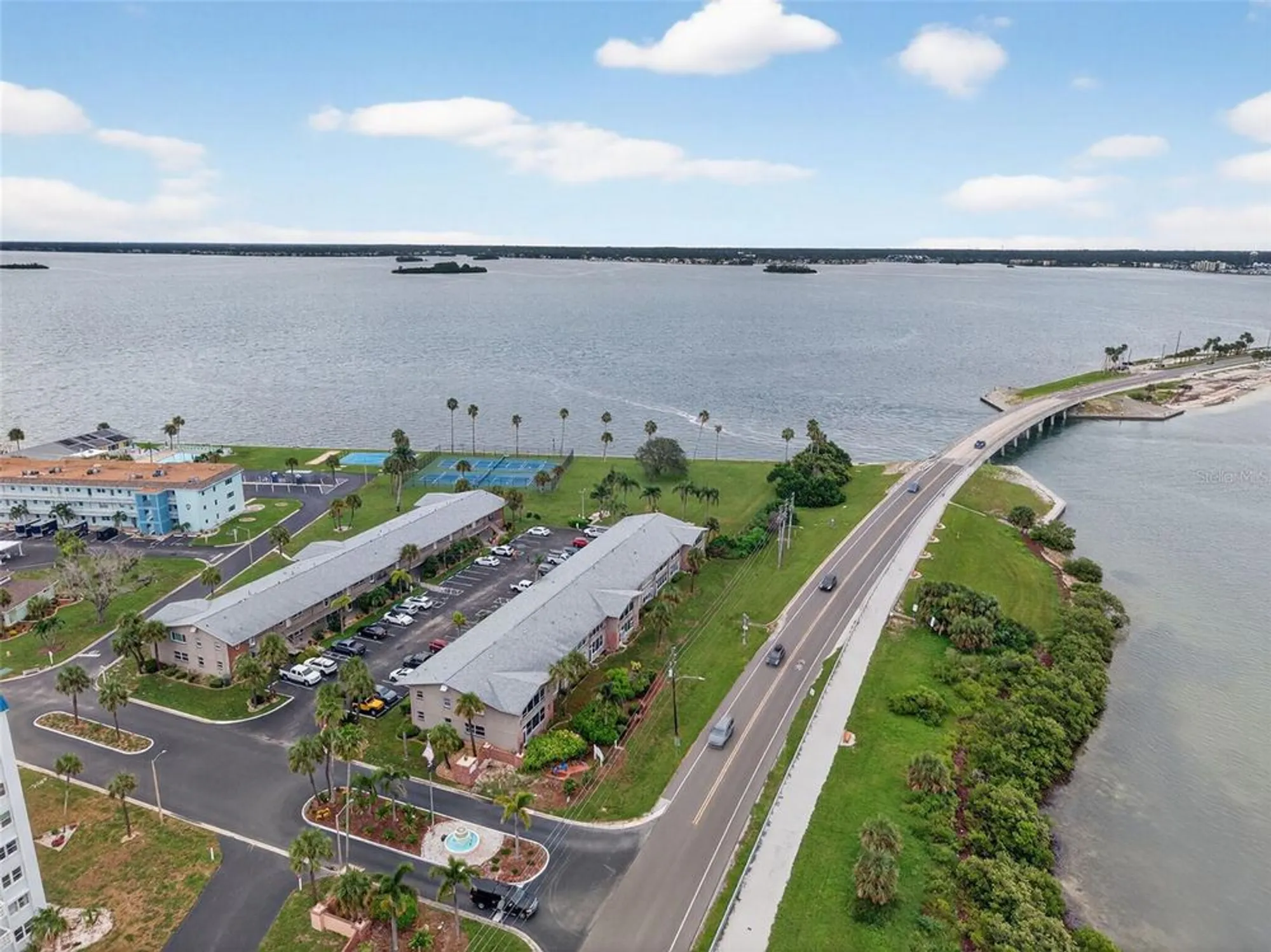 Property Slideshow image 42 of 44 | 2 causeway blvd 101, Dunedin, FL, 34698