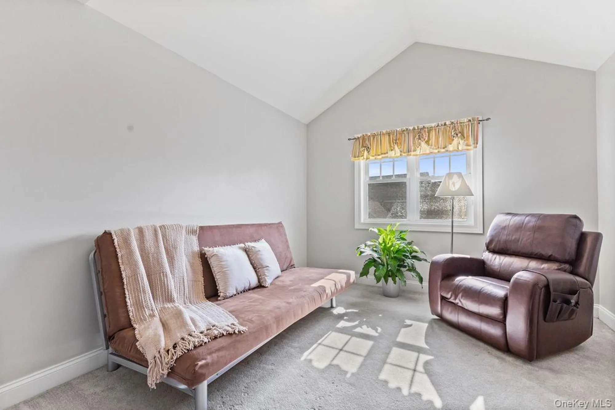 Property Slideshow image 34 of 40 | 43 yesterday dr, Cold Spring, NY, 10516