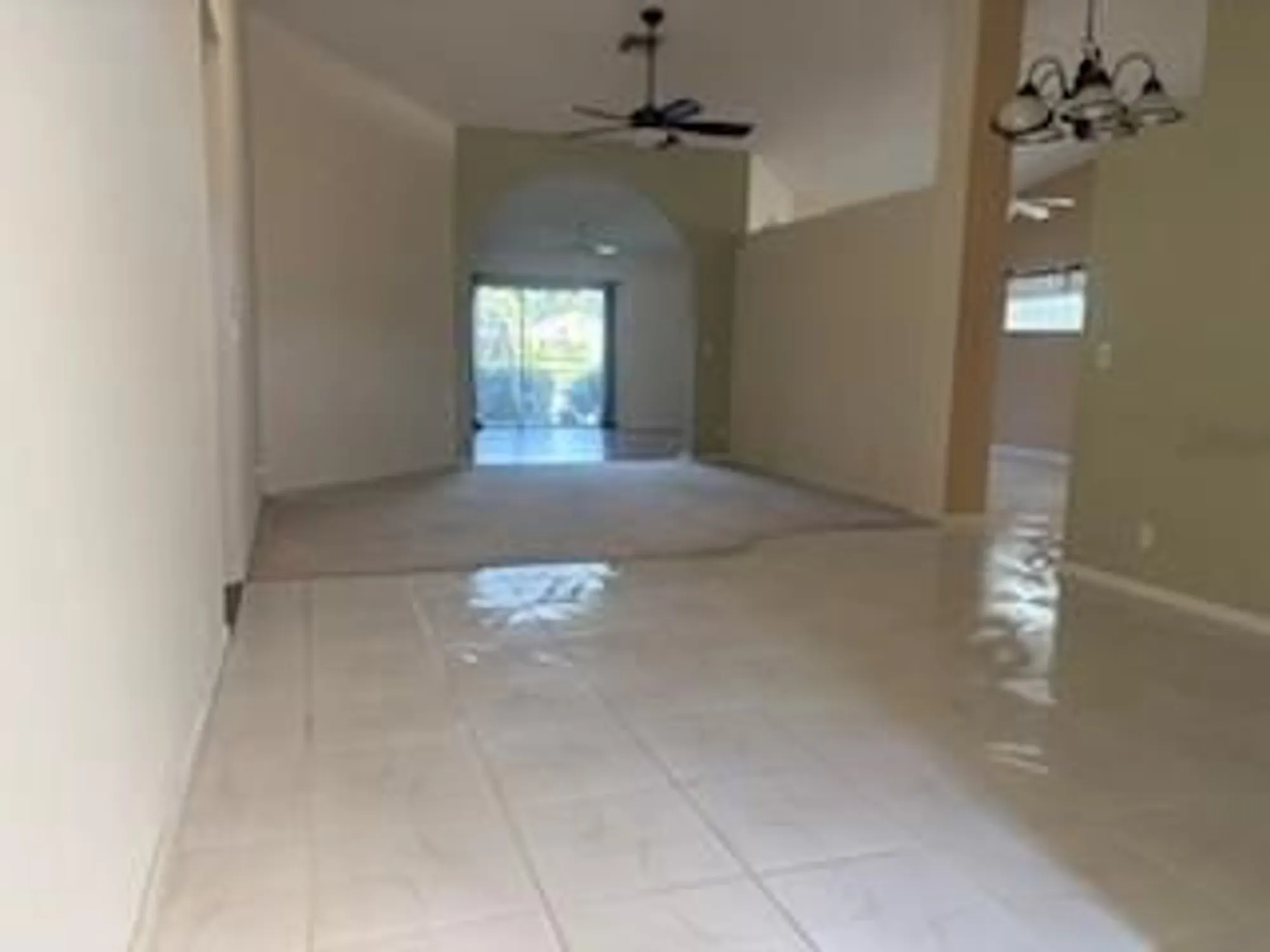 Property Slideshow image 3 of 18 | 9593 harbour lake cir, Boynton Beach, FL, 33437