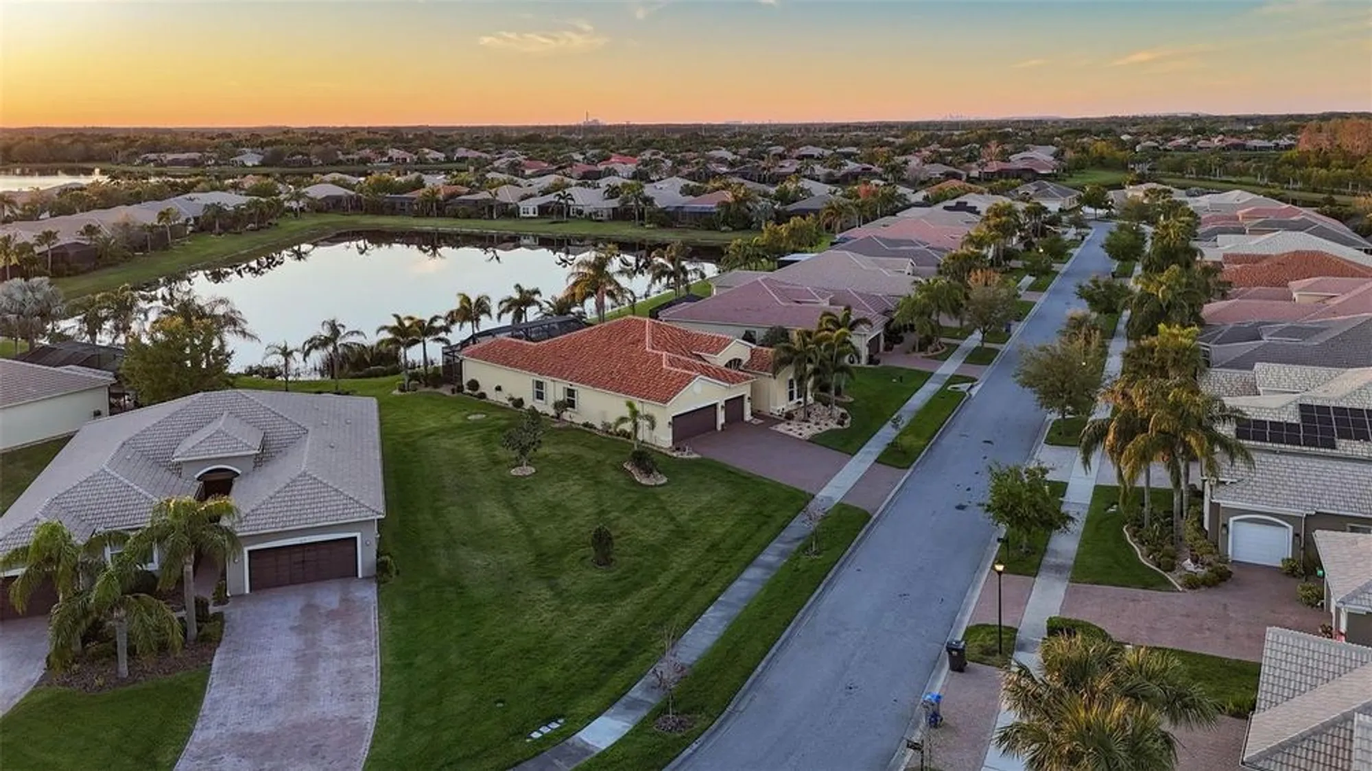 Property Slideshow image 59 of 88 | 5073 stone harbor cir, Wimauma, FL, 33598