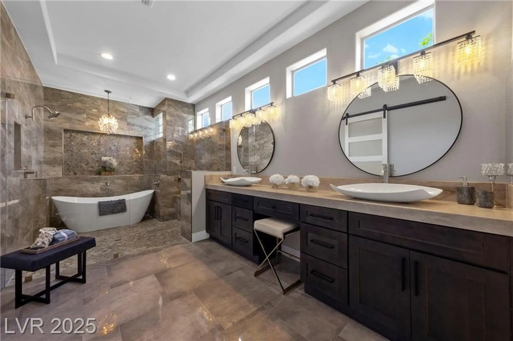 Property Slideshow image 25 of 56 | 2548 faiss dr, Las Vegas, NV, 89134