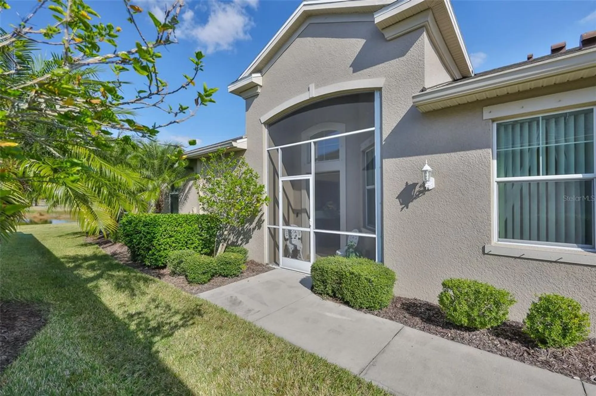 Property Slideshow image 6 of 77 | 2241 nottingham greens dr, Sun City Center, FL, 33573