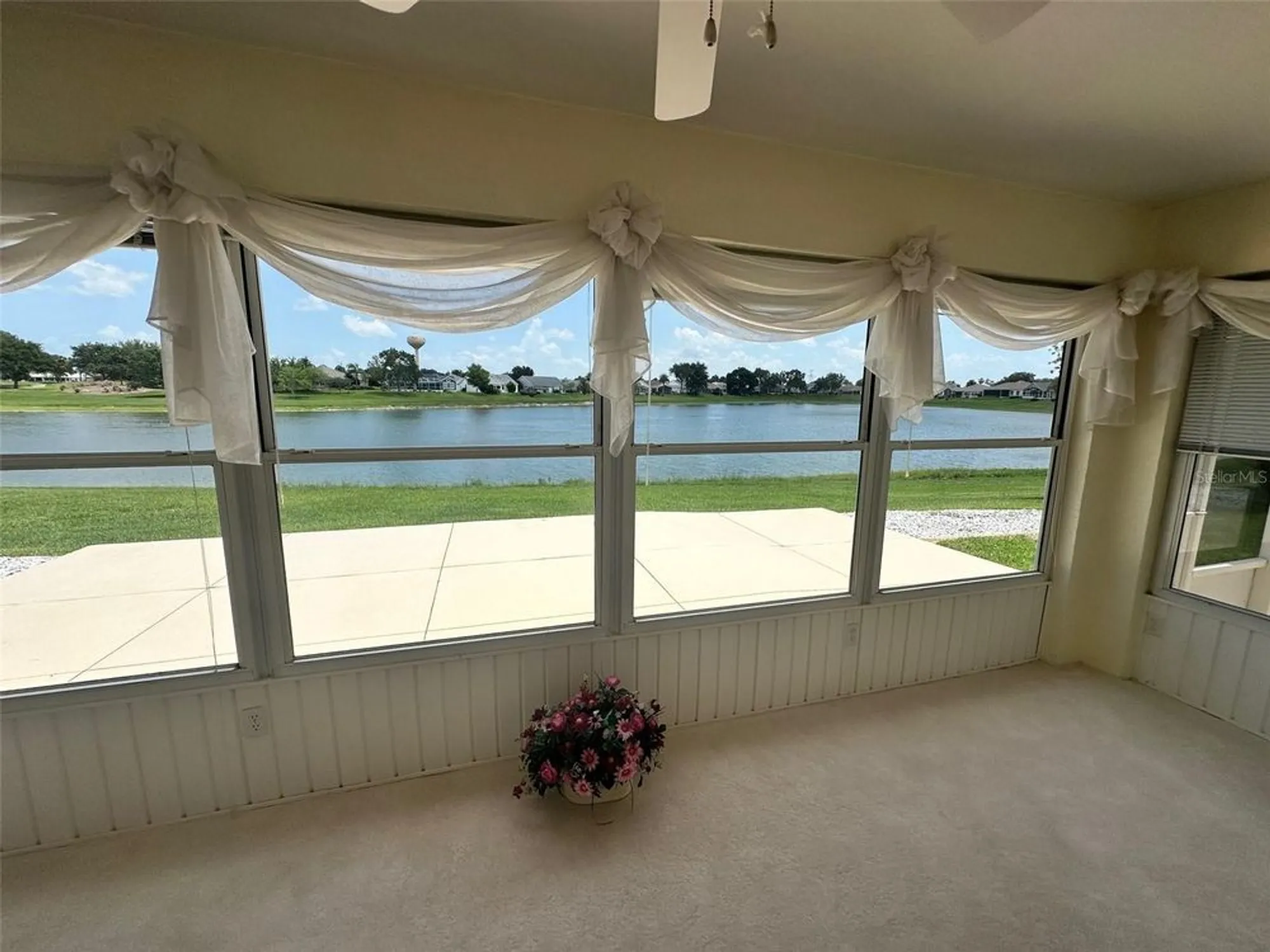 Property Slideshow image 20 of 21 | 2002 enrique dr, The Villages, FL, 32159