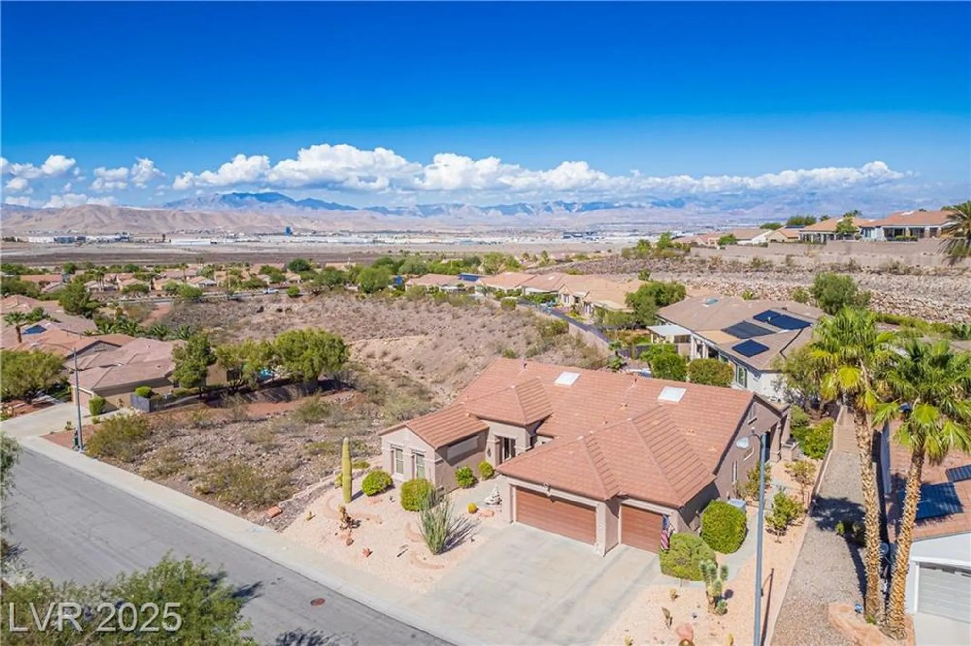 Property Slideshow image 39 of 57 | 2962 gettysburg ave, Henderson, NV, 89052