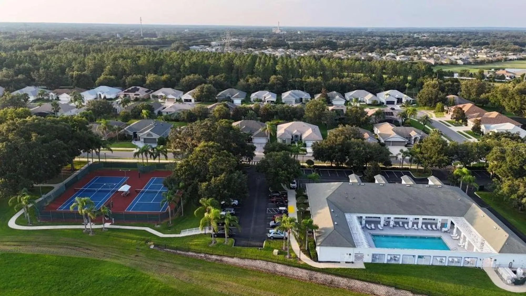 Property Slideshow image 22 of 29 | 24725 brightwater ct, Leesburg, FL, 34748