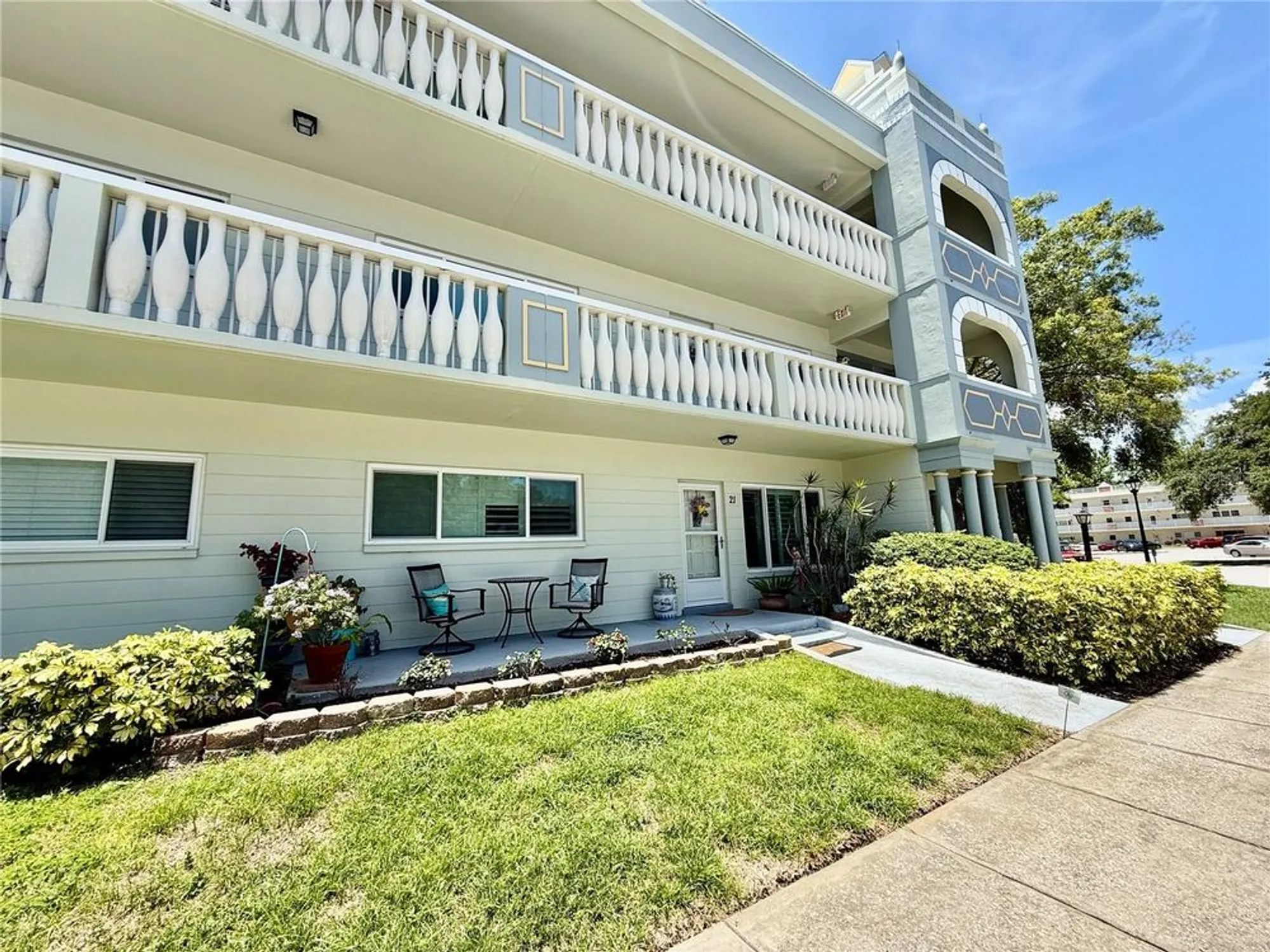 Property Slideshow image 39 of 49 | 2293 swedish dr 21, Clearwater, FL, 33763