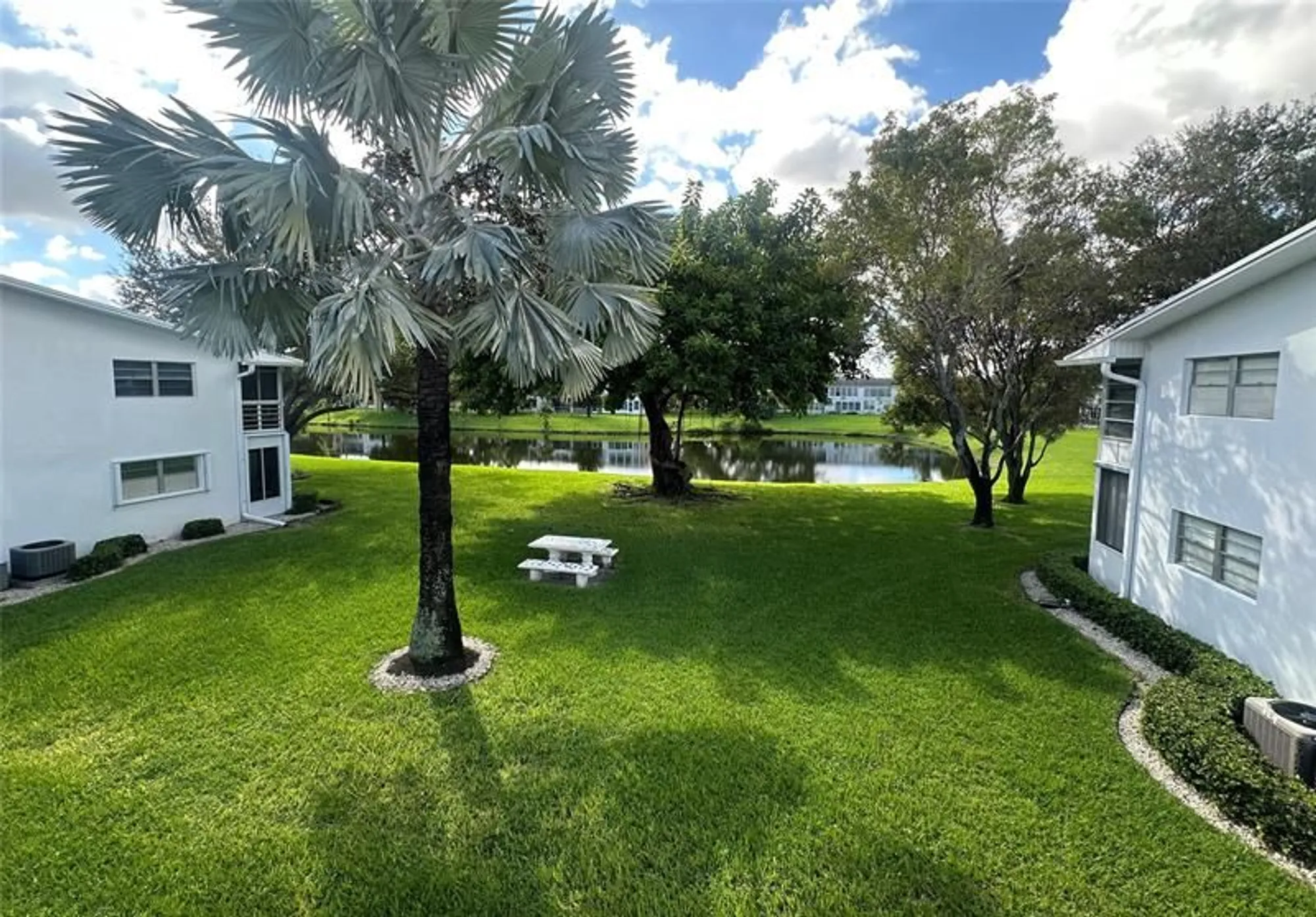 Property Slideshow image 1 of 66 | 528 tilford x # 528, Deerfield Beach, FL, 33442