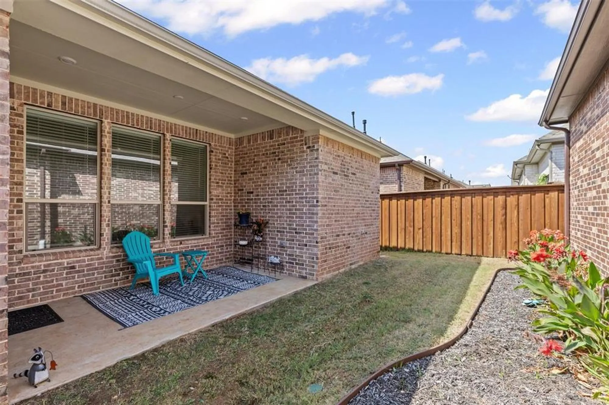 Property Slideshow image 28 of 30 | 4747 kings garden pkwy, Arlington, TX, 76005