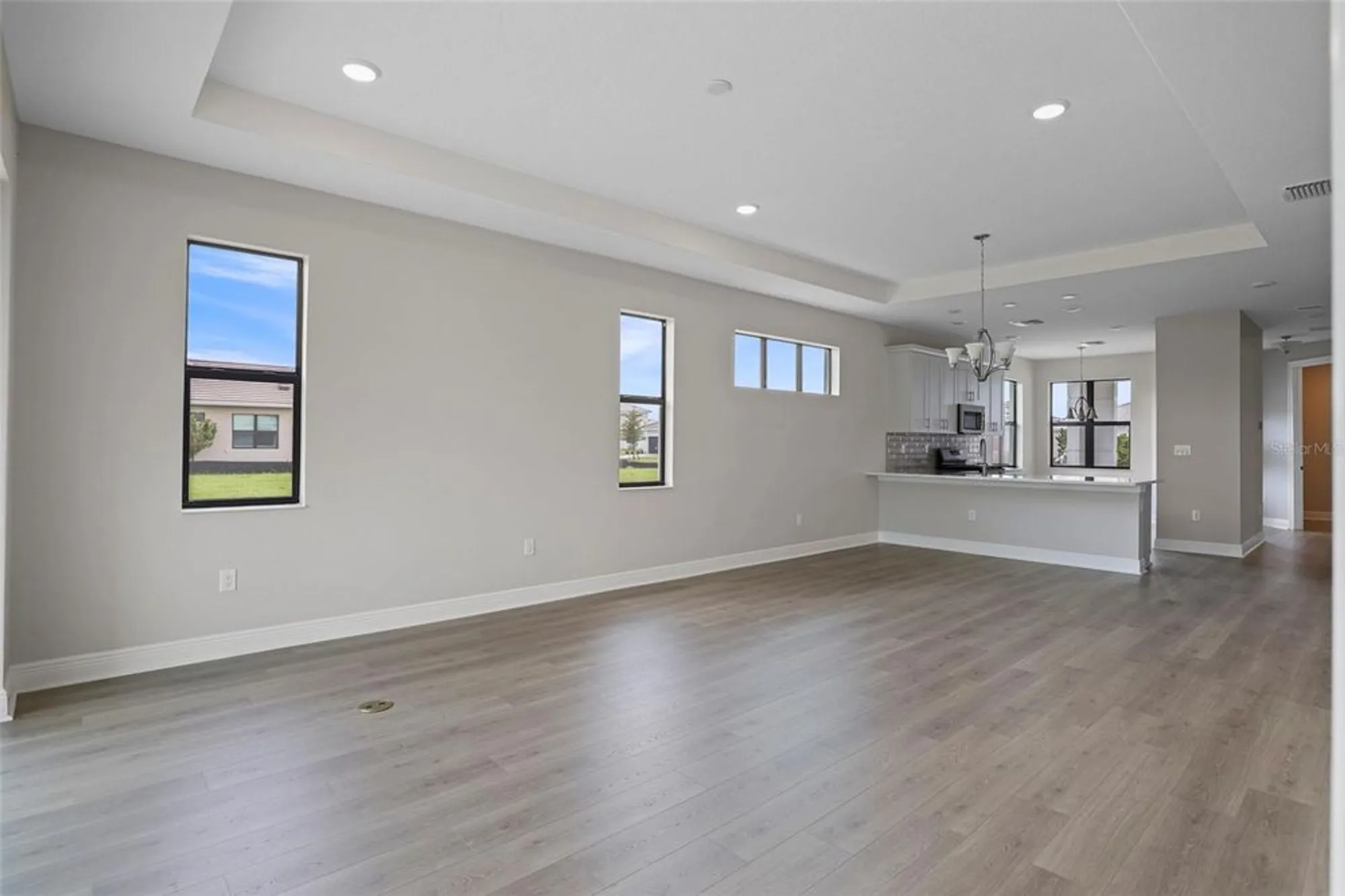 Property Slideshow image 12 of 47 | 18340 rockport pl, Lakewood Ranch, FL, 34211