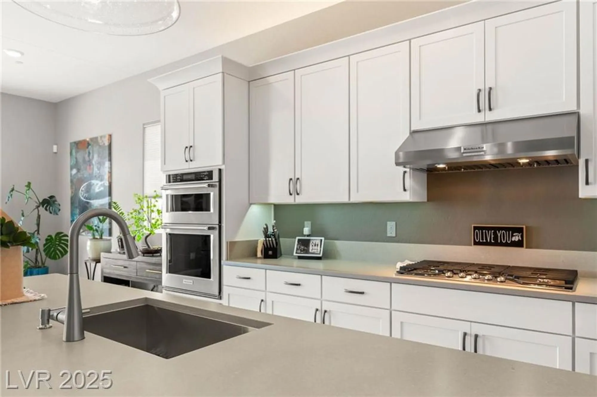 Property Slideshow image 23 of 70 | 160 stone mesa ct, Henderson, NV, 89011