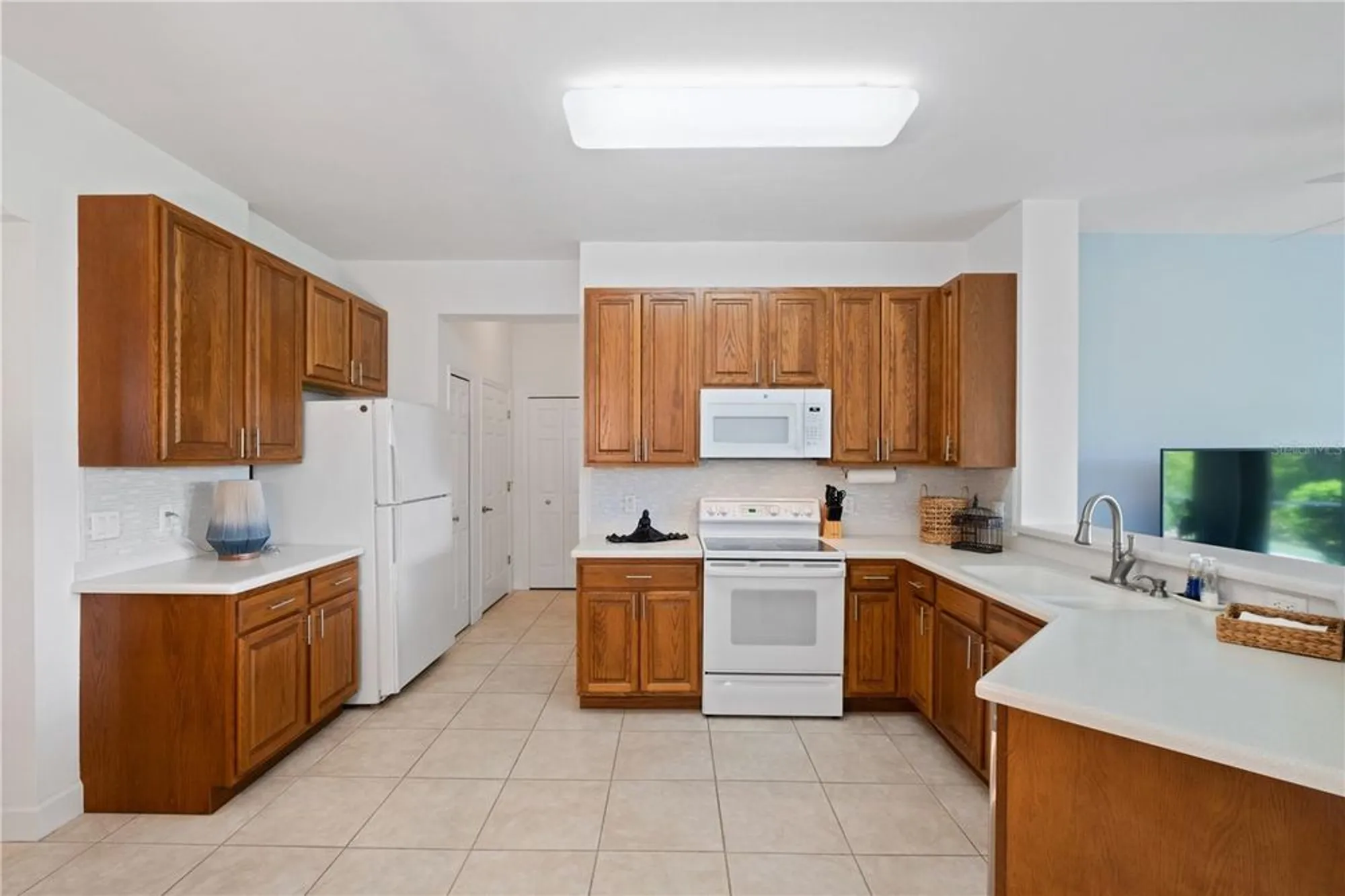 Property Slideshow image 12 of 38 | 3820 cobia villas ct, Punta Gorda, FL, 33955