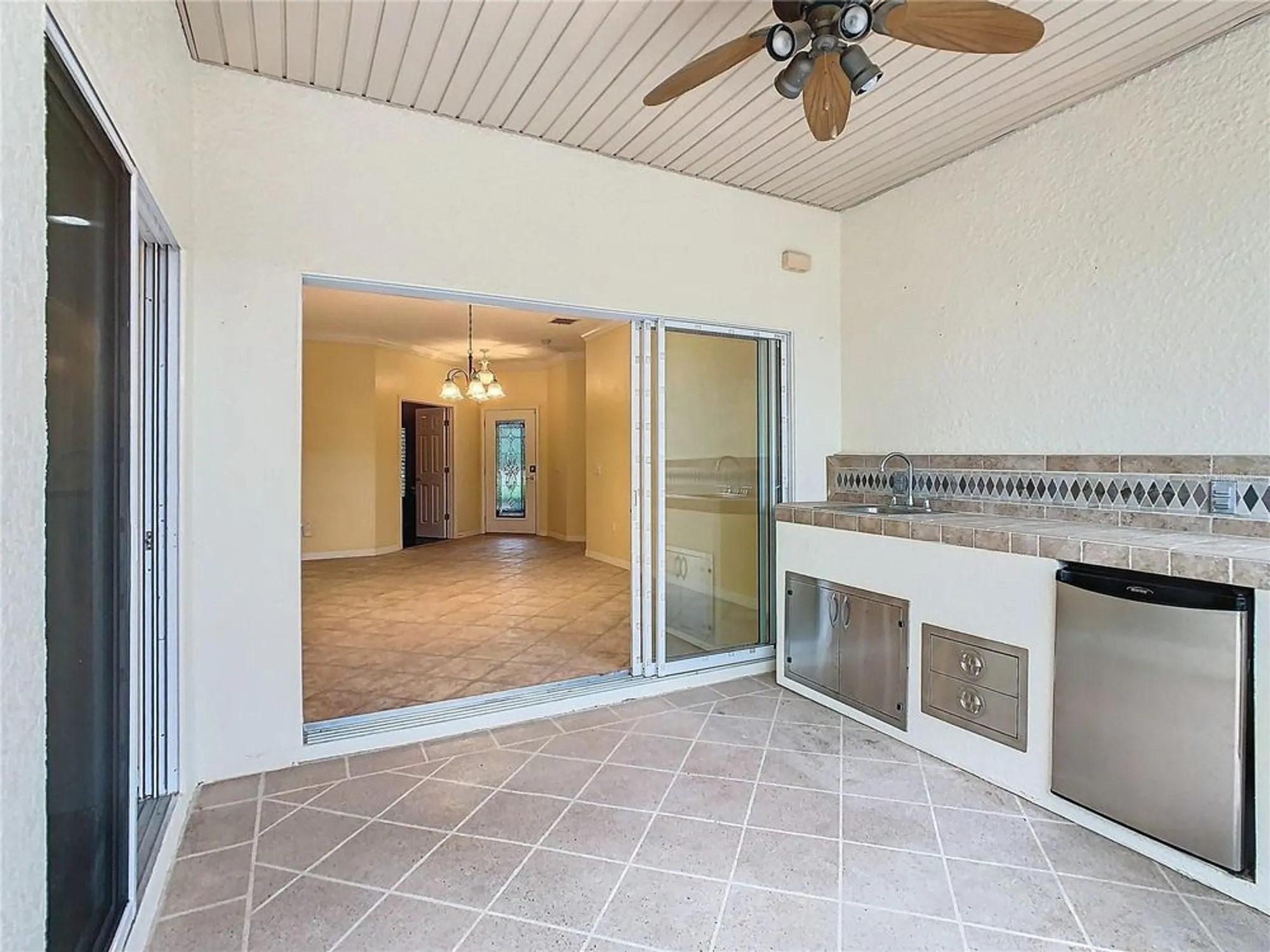 Property Slideshow image 46 of 63 | 100 ventana dr, Kissimmee, FL, 34759