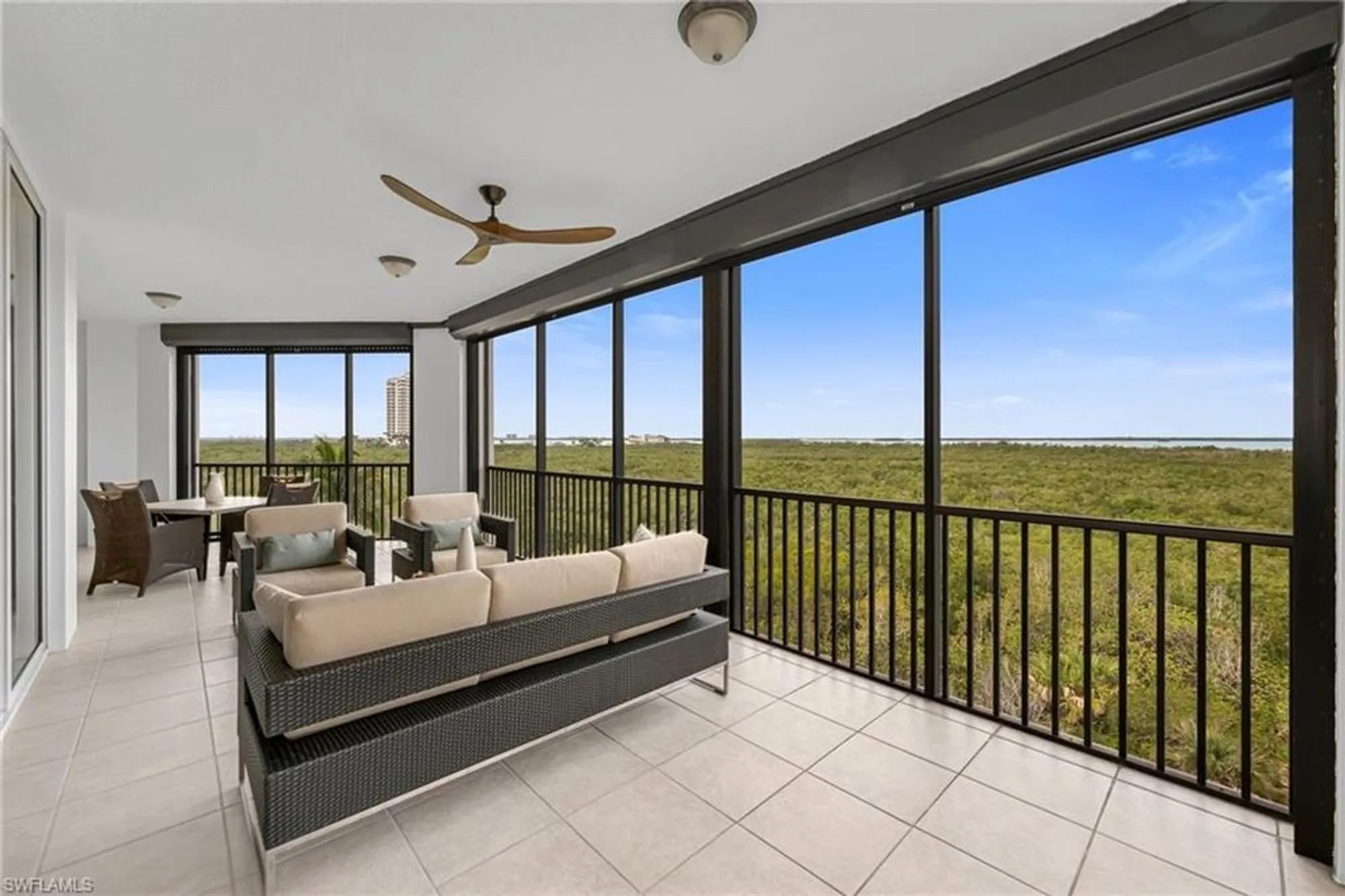 Property Slideshow image 10 of 33 | 24001 via castella dr 3402, Bonita Springs, FL, 34134