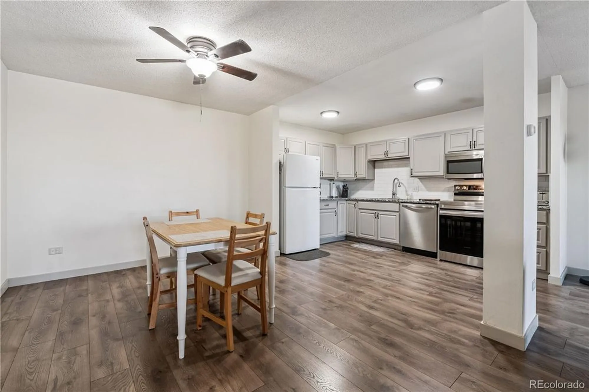 Property Slideshow image 7 of 49 | 300 s clinton st 8c, Denver, CO, 80247