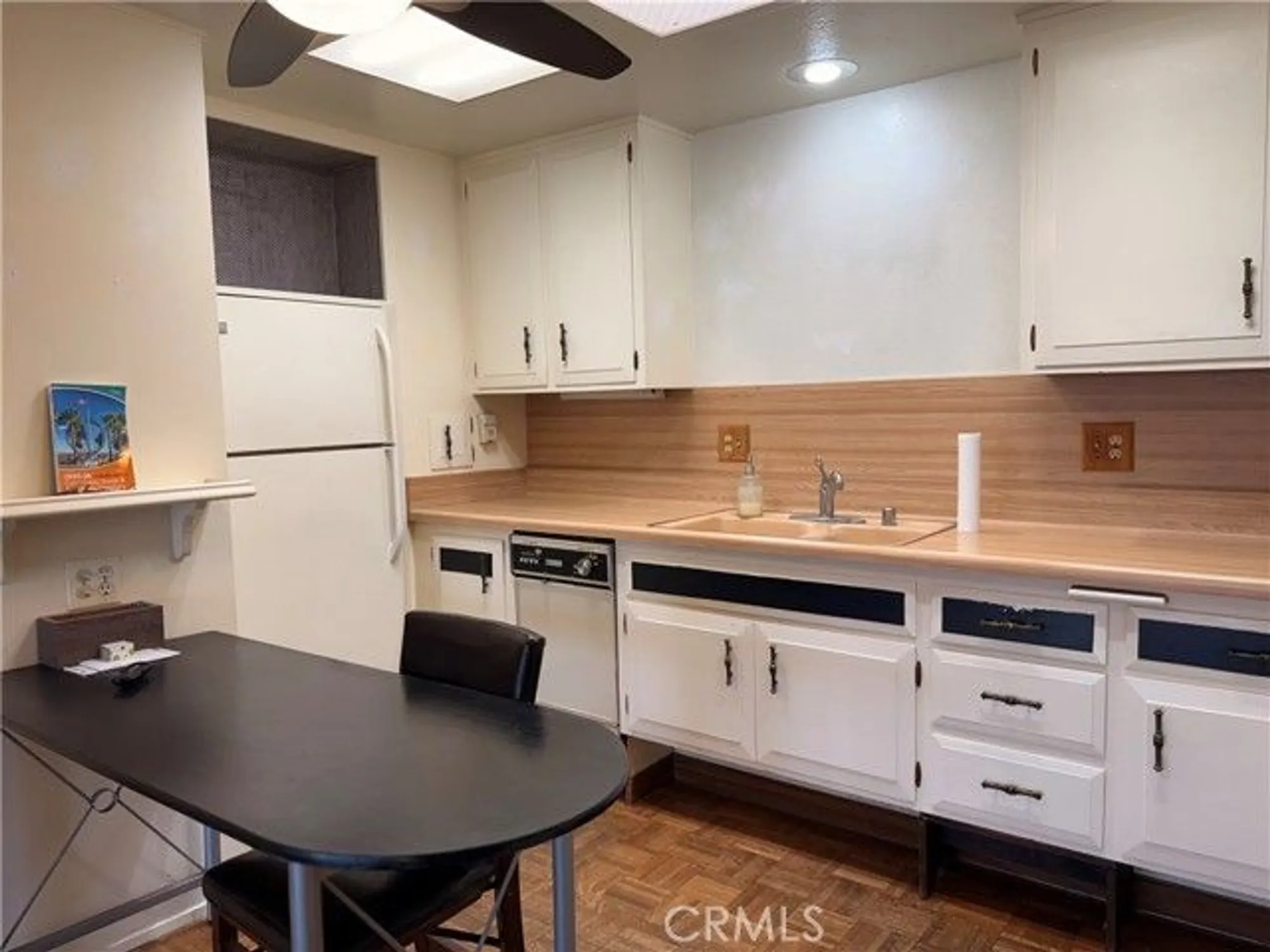 Property Slideshow image 17 of 29 | 1321 prestwick rd apt 147k, Seal Beach, CA, 90740