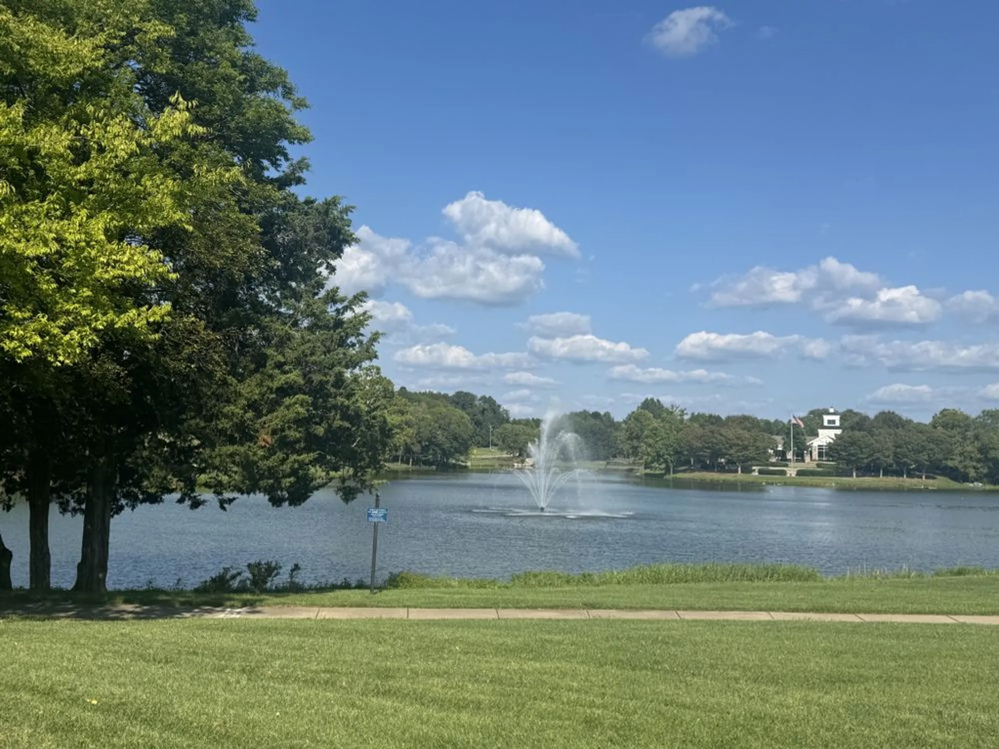 Property Slideshow image 17 of 22 | 127 old towne dr, Mount Juliet, TN, 37122