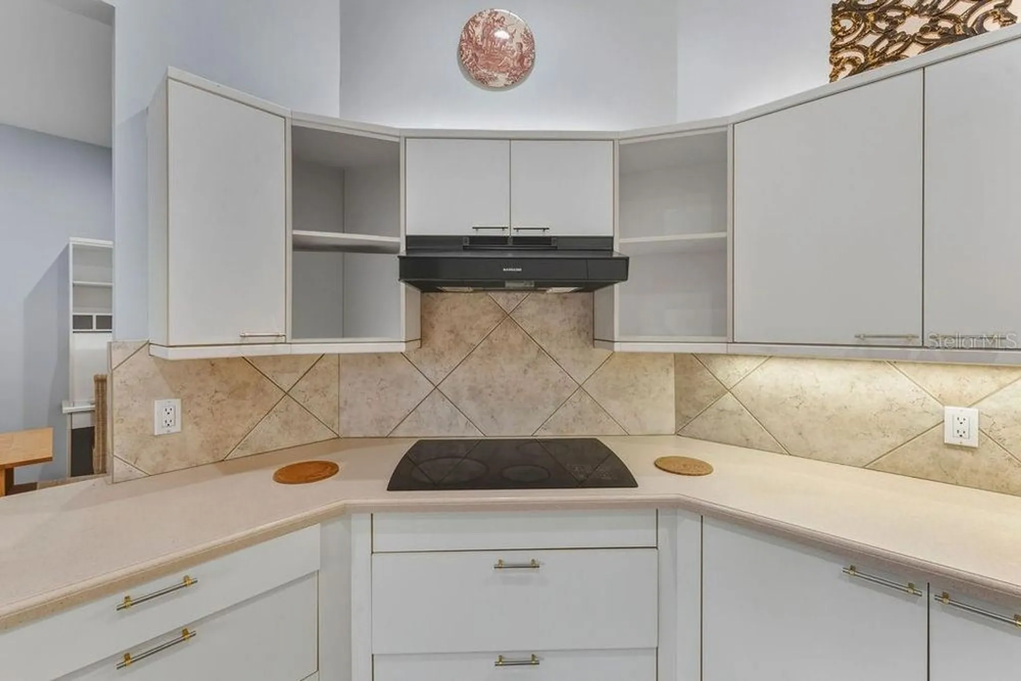 Property Slideshow image 21 of 72 | 24 bay pointe dr, Ormond Beach, FL, 32174