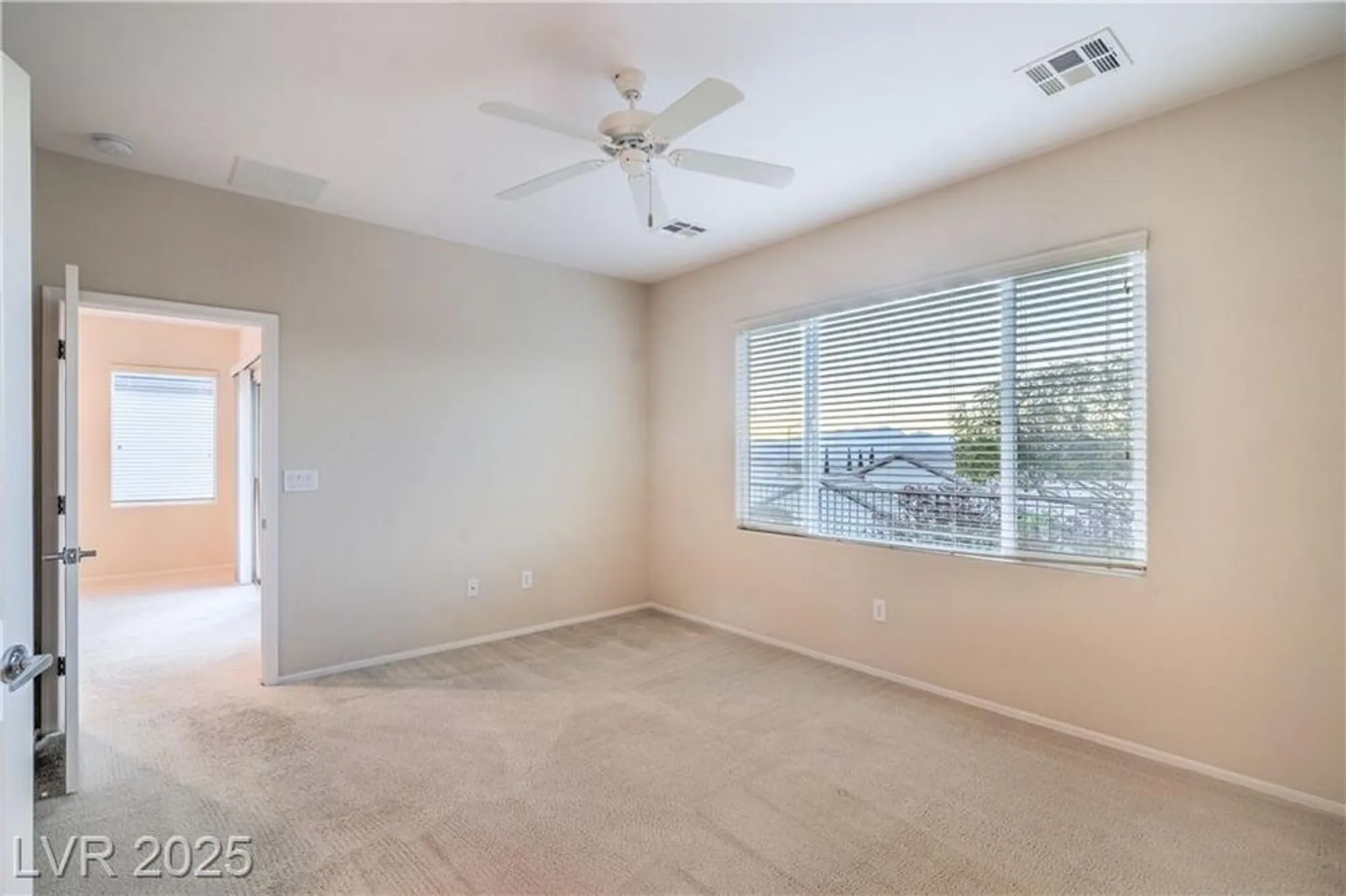 Property Slideshow image 15 of 55 | 2504 ashen light dr, Henderson, NV, 89044