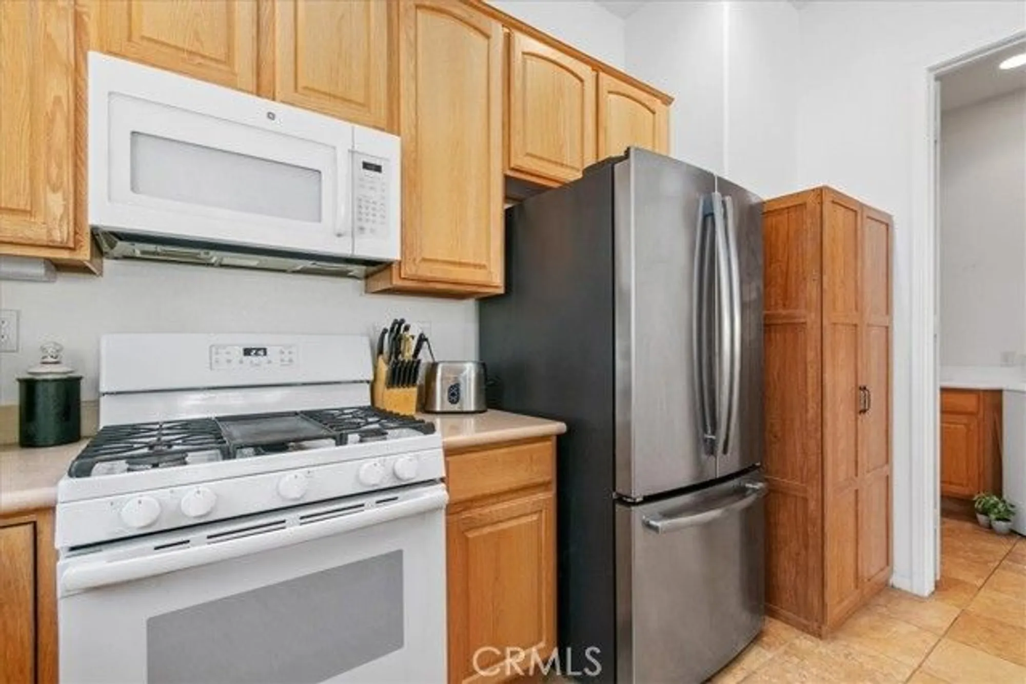 Property Slideshow image 7 of 33 | 1664 landmark way, Beaumont, CA, 92223