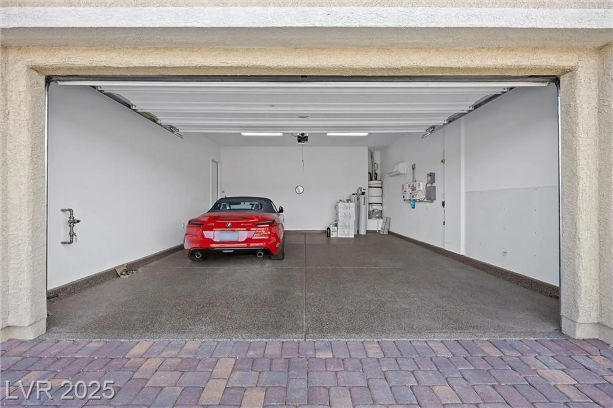 Property Slideshow image 40 of 70 | 732 rosewater dr, Henderson, NV, 89011