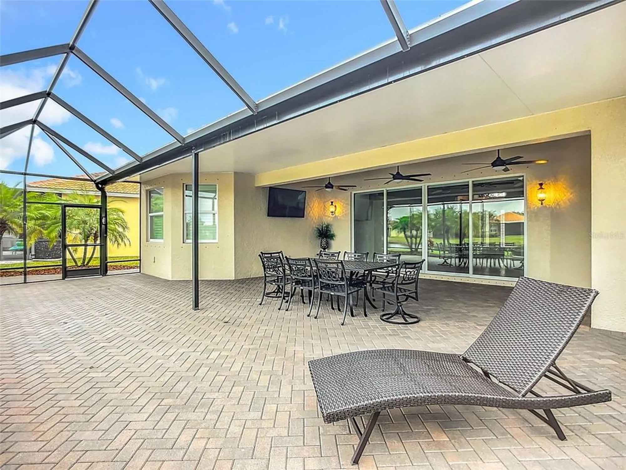 Property Slideshow image 45 of 75 | 15909 cape coral dr, Wimauma, FL, 33598